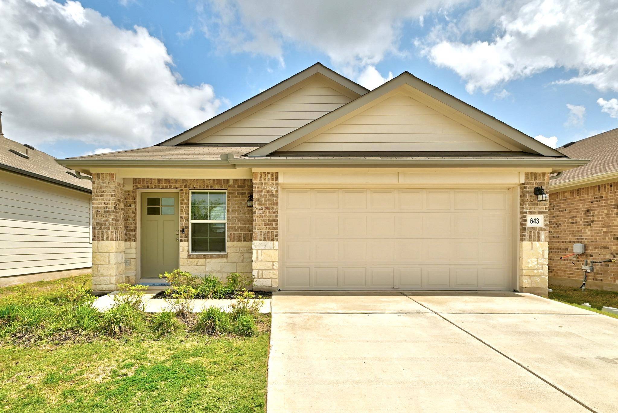 643 Evergreen Sumac LOOP, Kyle, TX 78640
