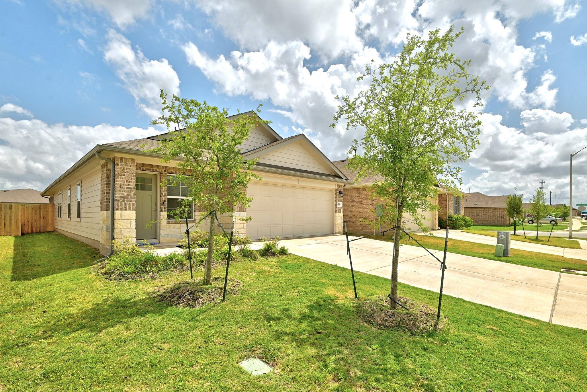643 Evergreen Sumac LOOP, Kyle, TX 78640