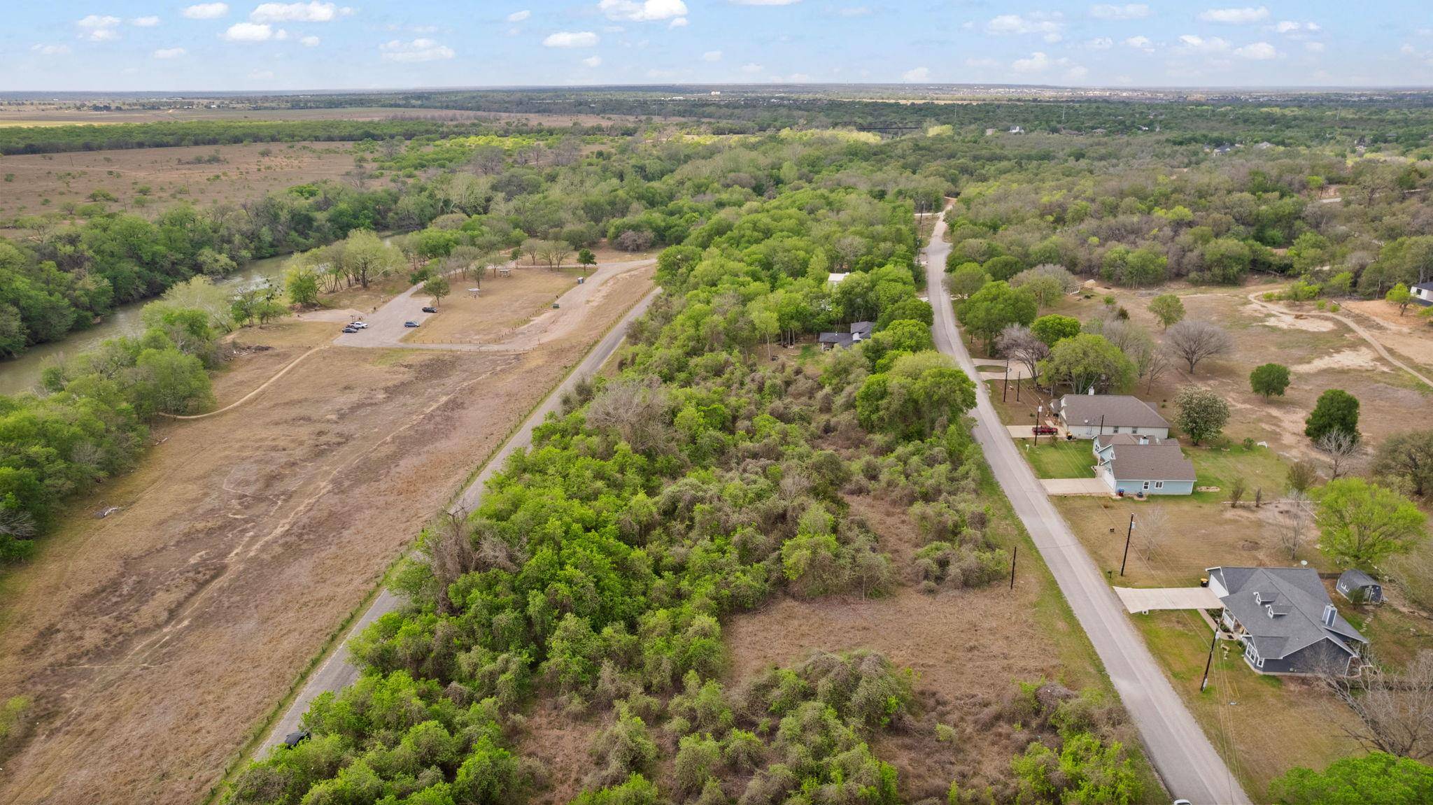183 Kahana LN, Bastrop, TX 78602