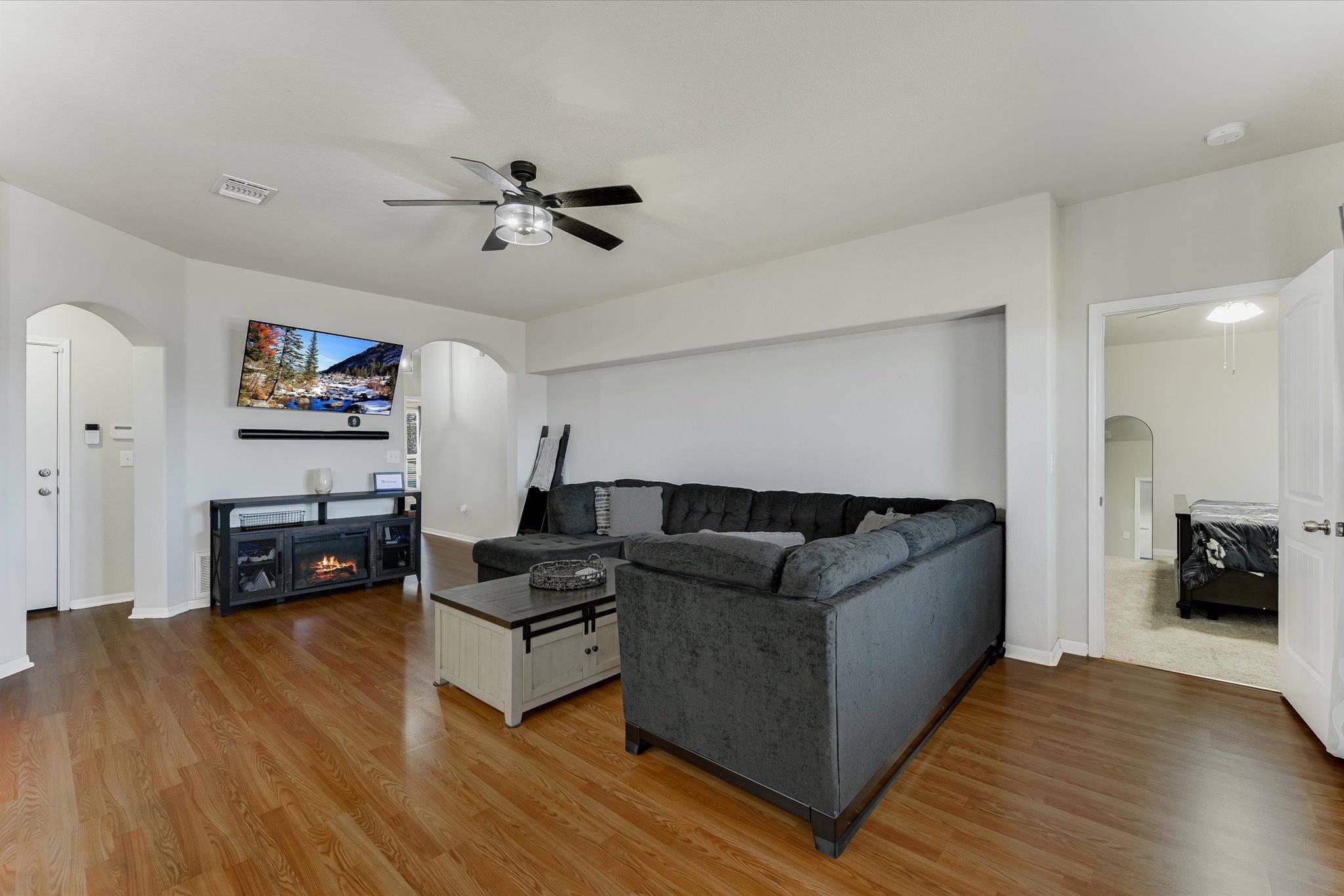 725 Pinnacle DR, Georgetown, TX 78626