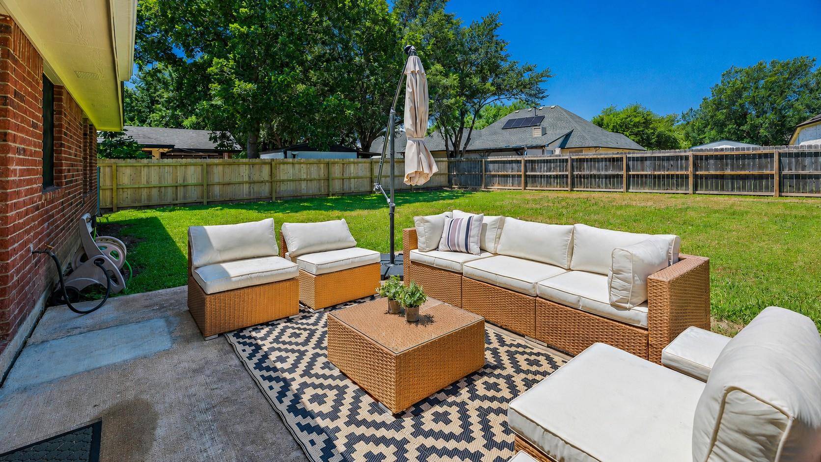 111 Stephen LN, Georgetown, TX 78626