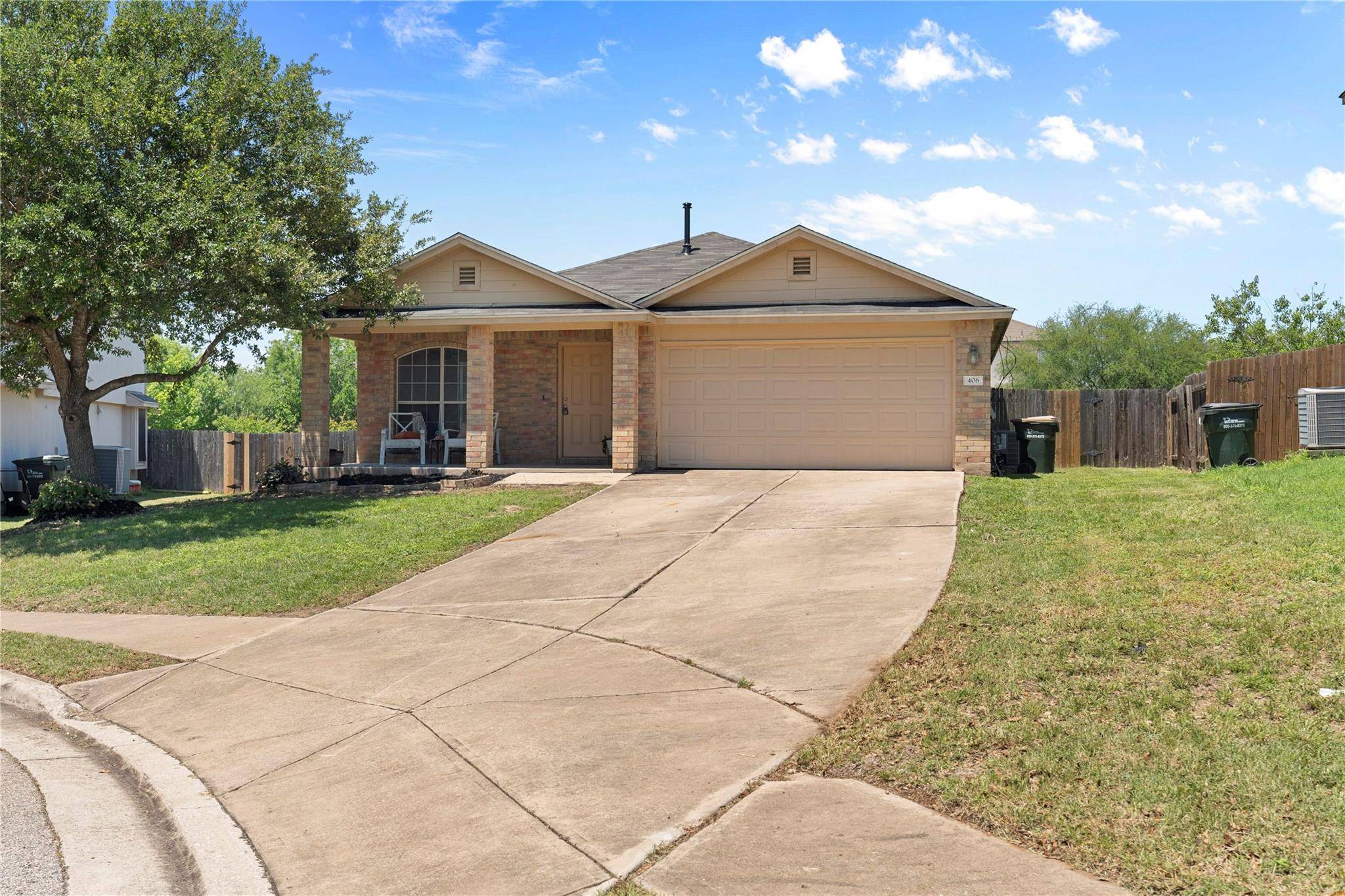 406 Covent DR, Kyle, TX 78640
