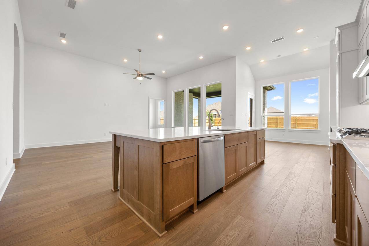 256 Jates Field BND, Liberty Hill, TX 78642
