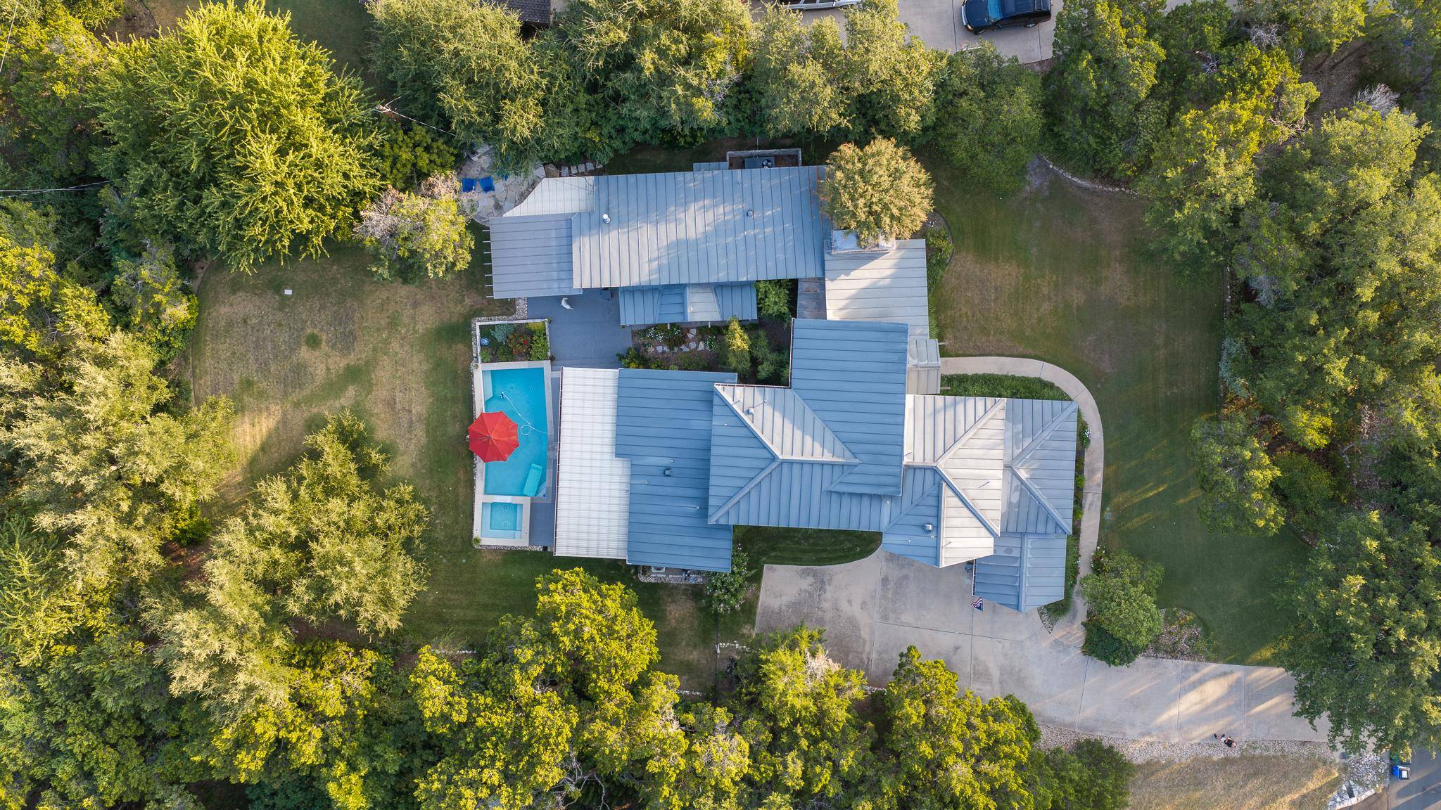 5910 Travis Woods CV, Austin, TX 78734
