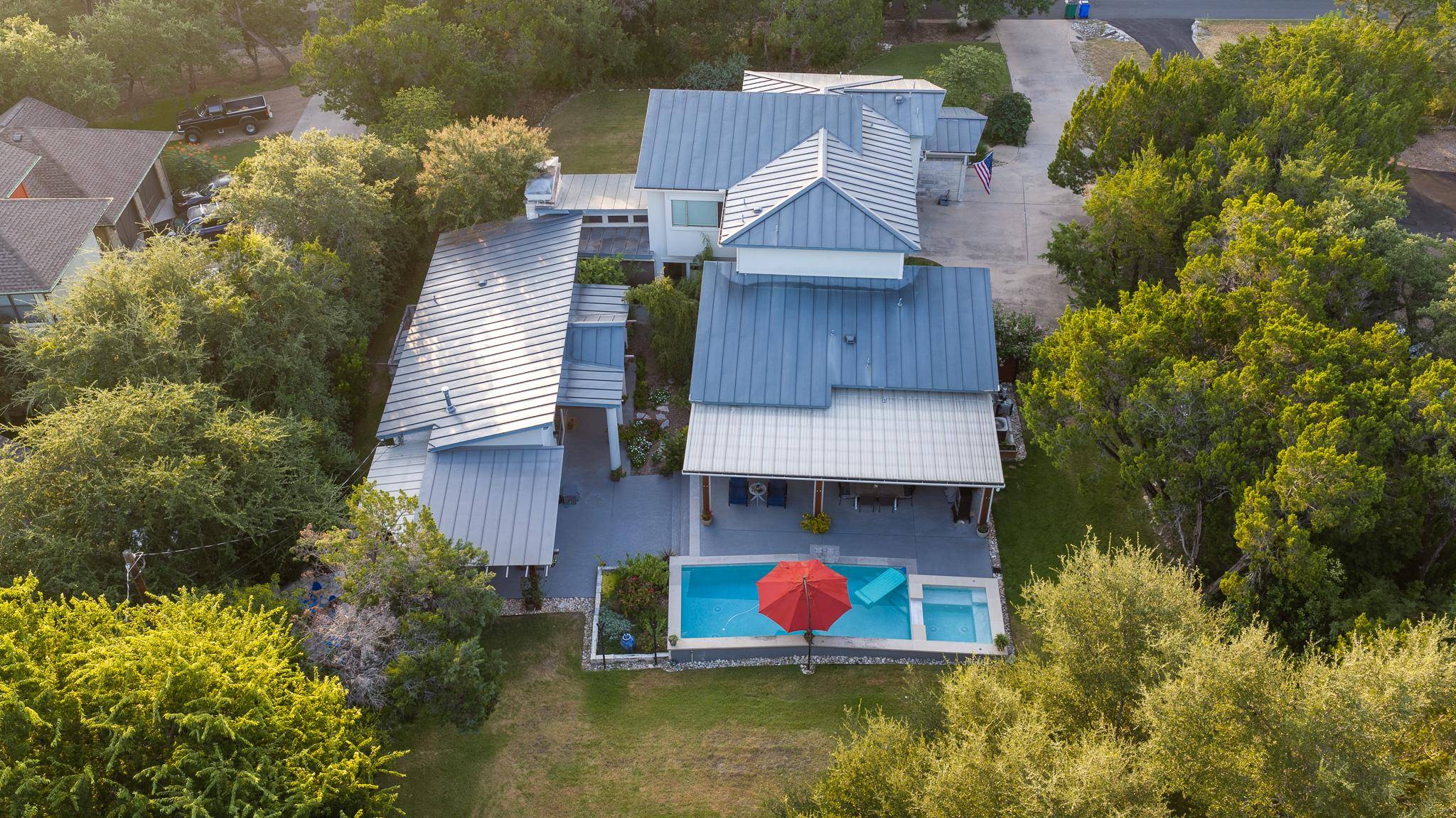 5910 Travis Woods CV, Austin, TX 78734