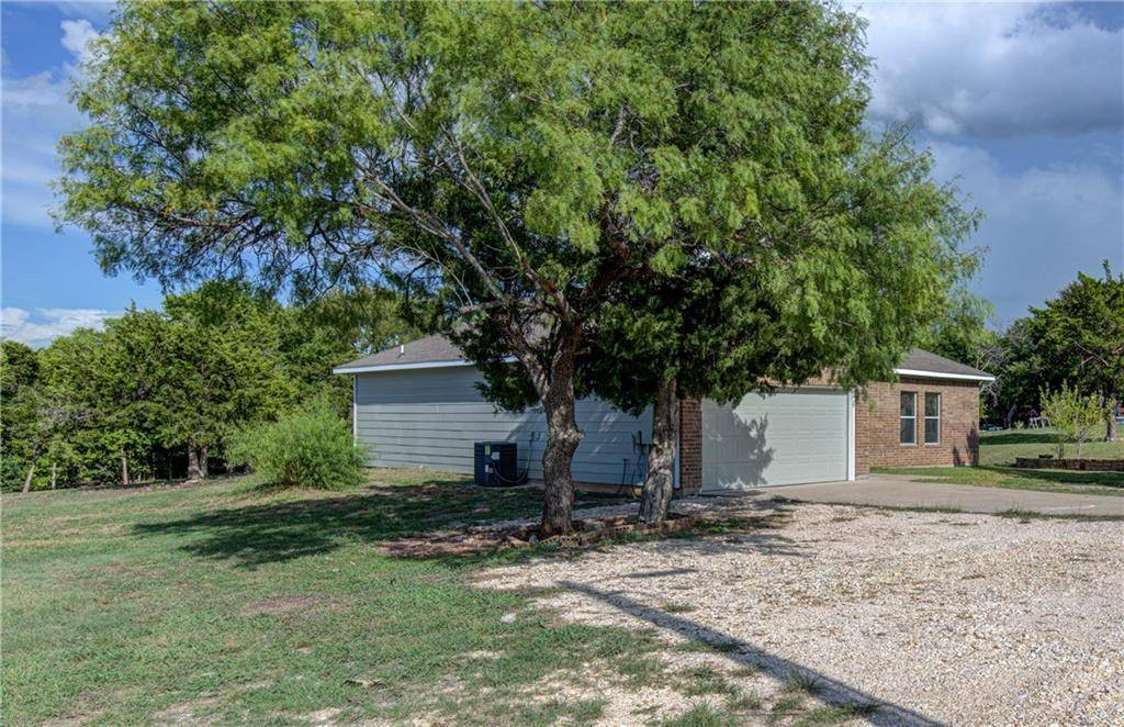 135 Valle Verde DR, Del Valle, TX 78617