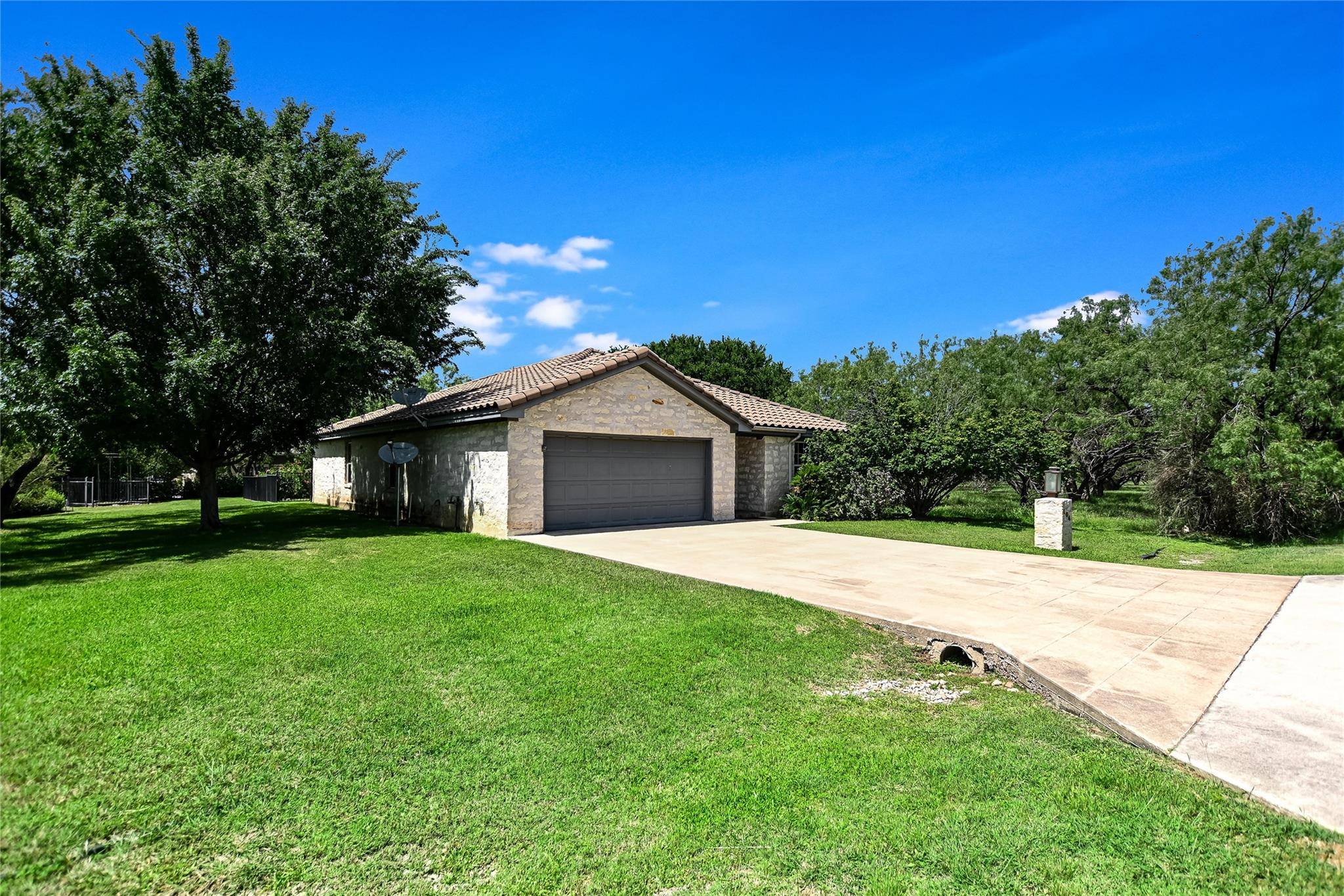 104 Springfield, Horseshoe Bay, TX 78657