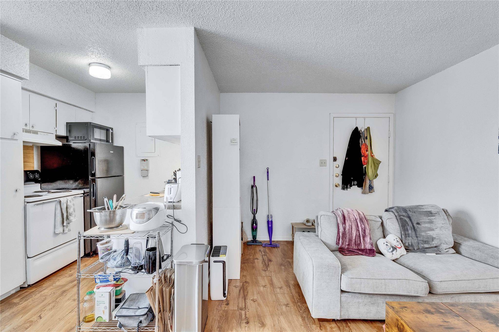 2803 Hemphill PARK #B106, Austin, TX 78705
