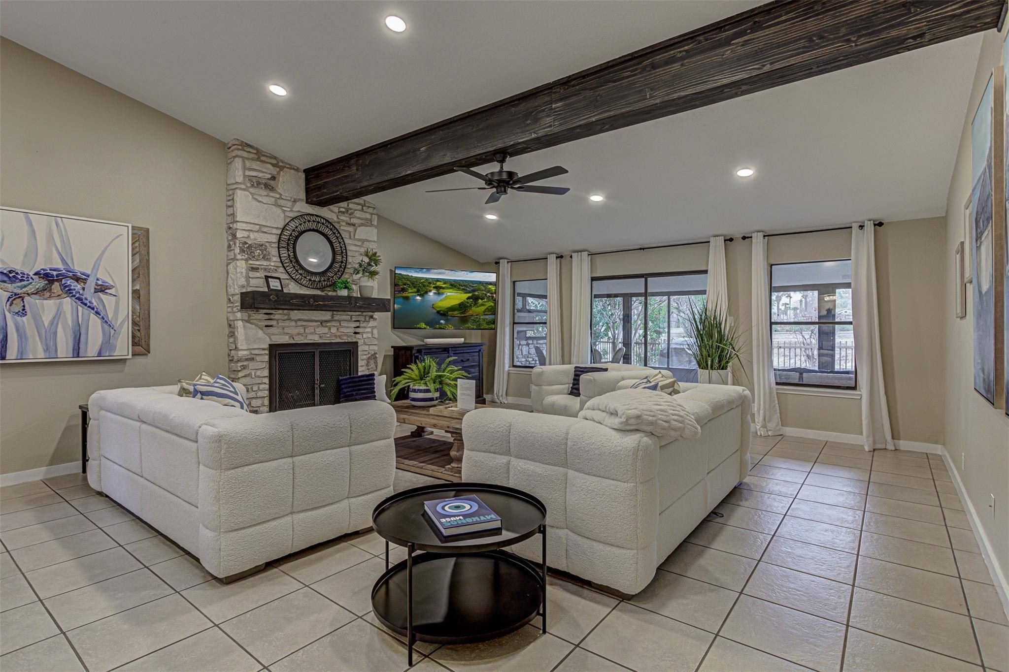 103 Oasis ST #A, Horseshoe Bay, TX 78657