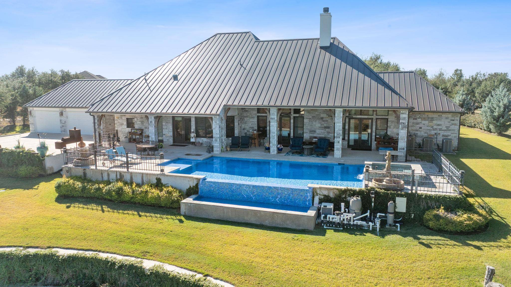306 Napa CT, Driftwood, TX 78619