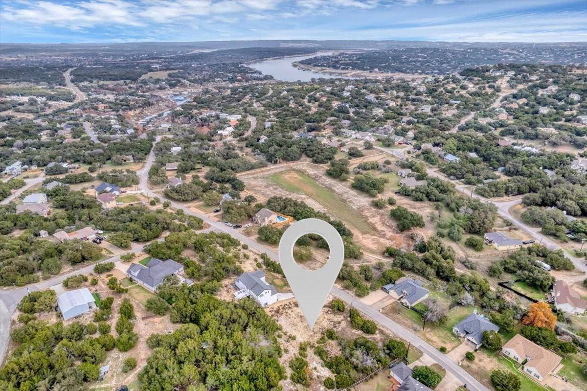 312 Alloway DR, Spicewood, TX 78669