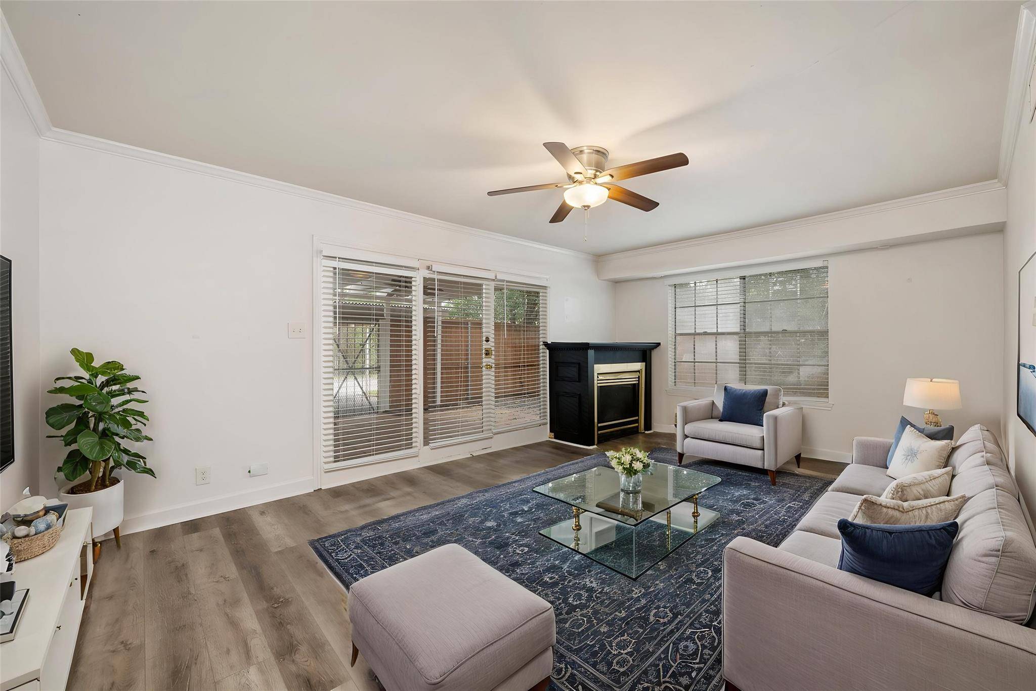 6107 Bullard DR #A, Austin, TX 78757