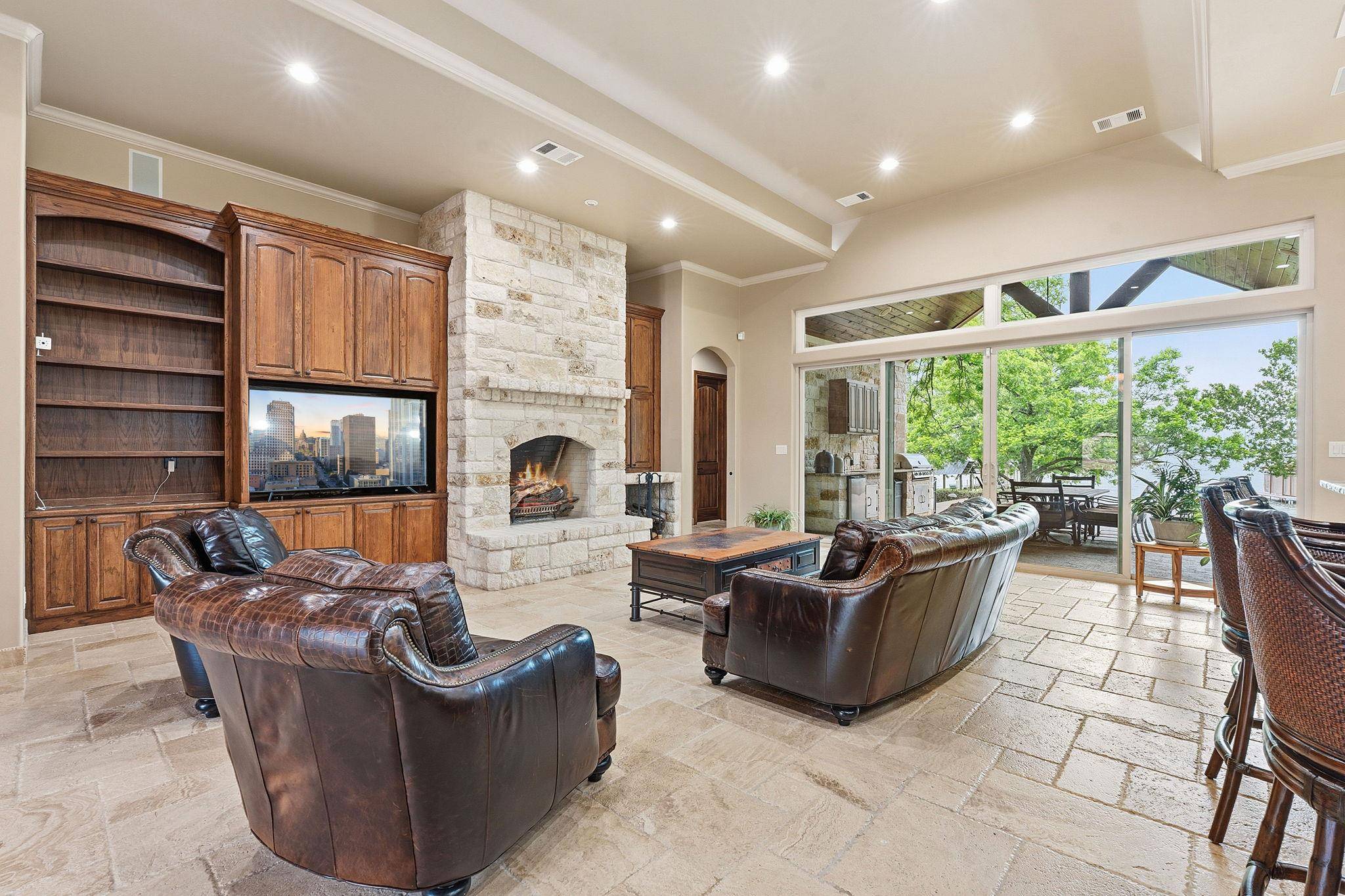 5100 W Fm 2147 RD, Horseshoe Bay, TX 78657