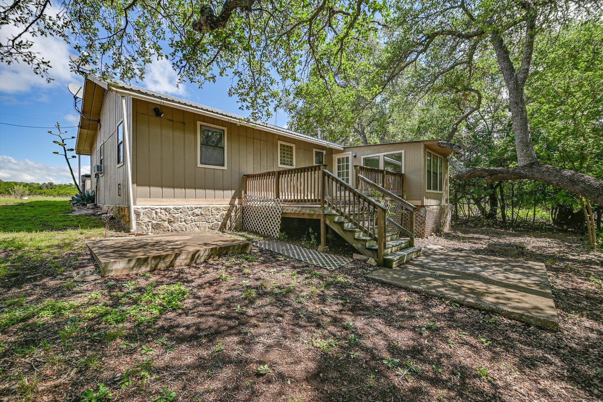 4553 McCall Creek RD, Blanco, TX 78606
