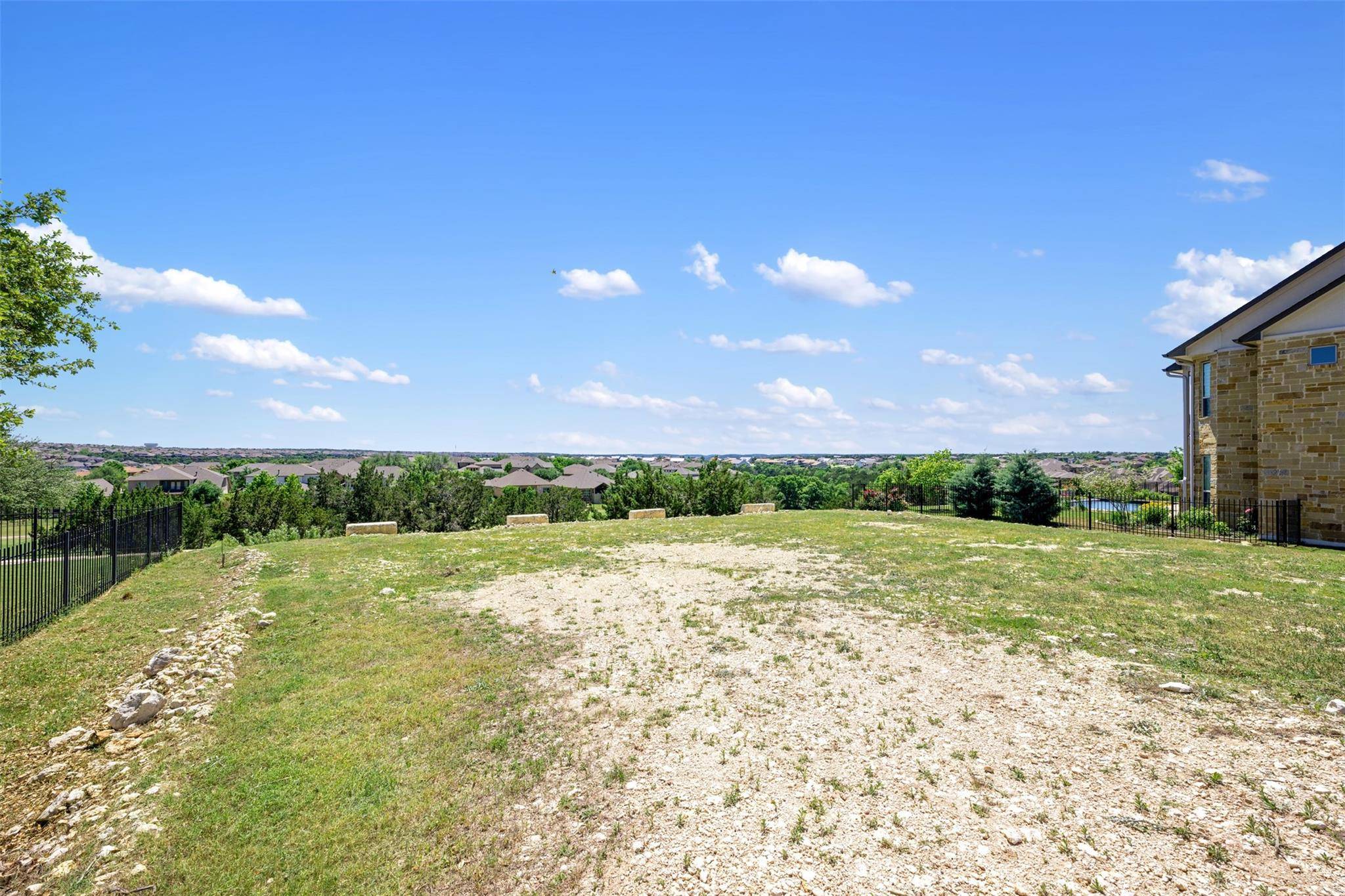 1705 Cantina Sky DR, Leander, TX 78641