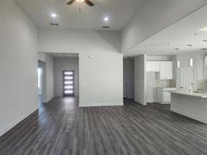 20008 Boggy Ford RD, Lago Vista, TX 78645