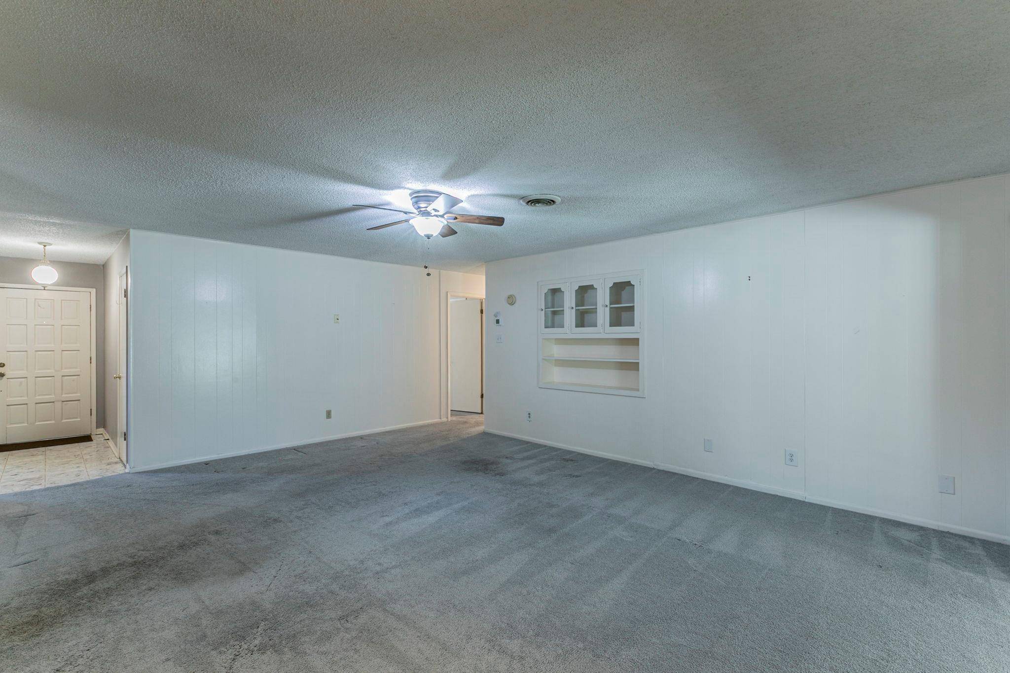1808 N Beal ST, Belton, TX 76513
