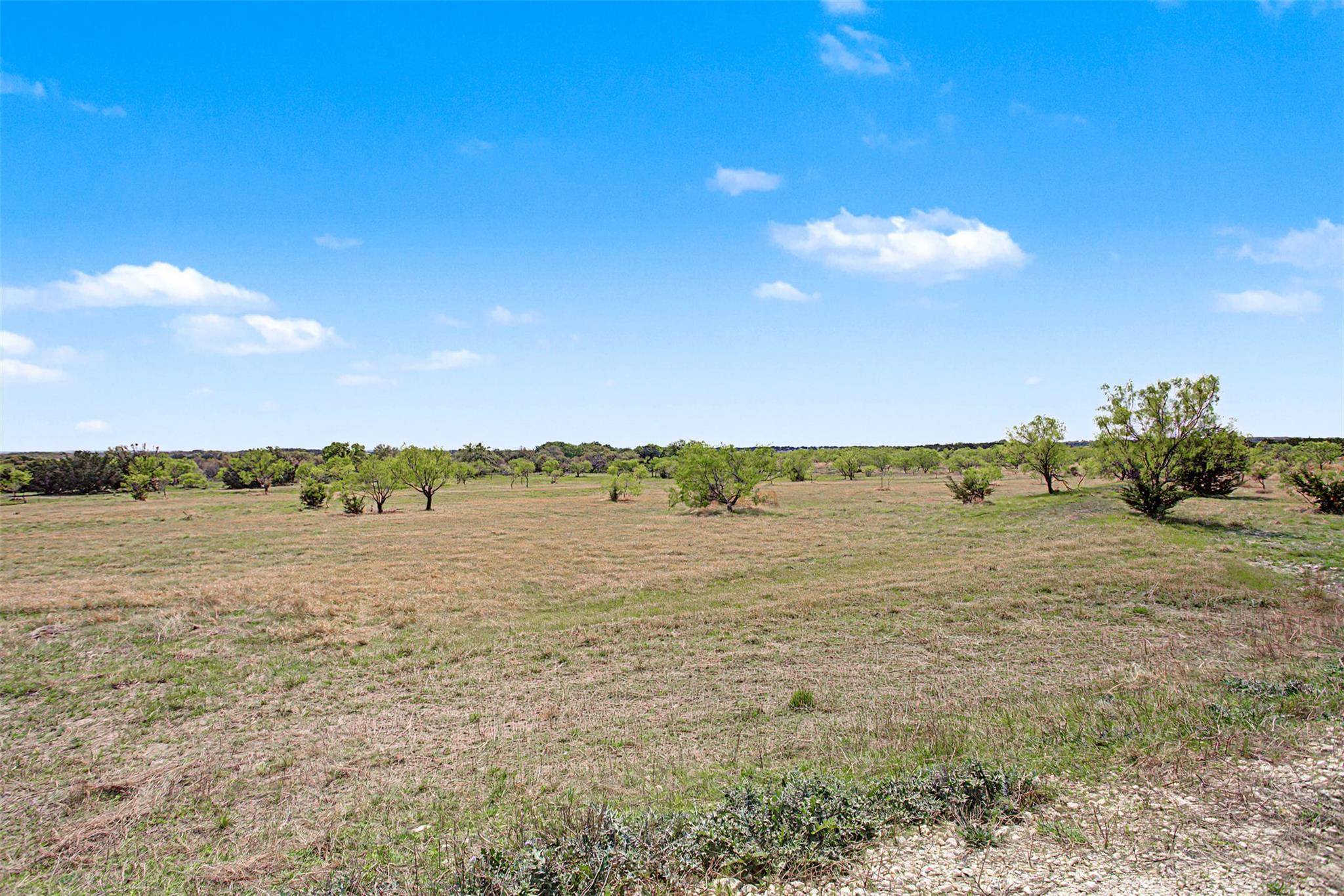 329 Winecup DR, Lampasas, TX 76550