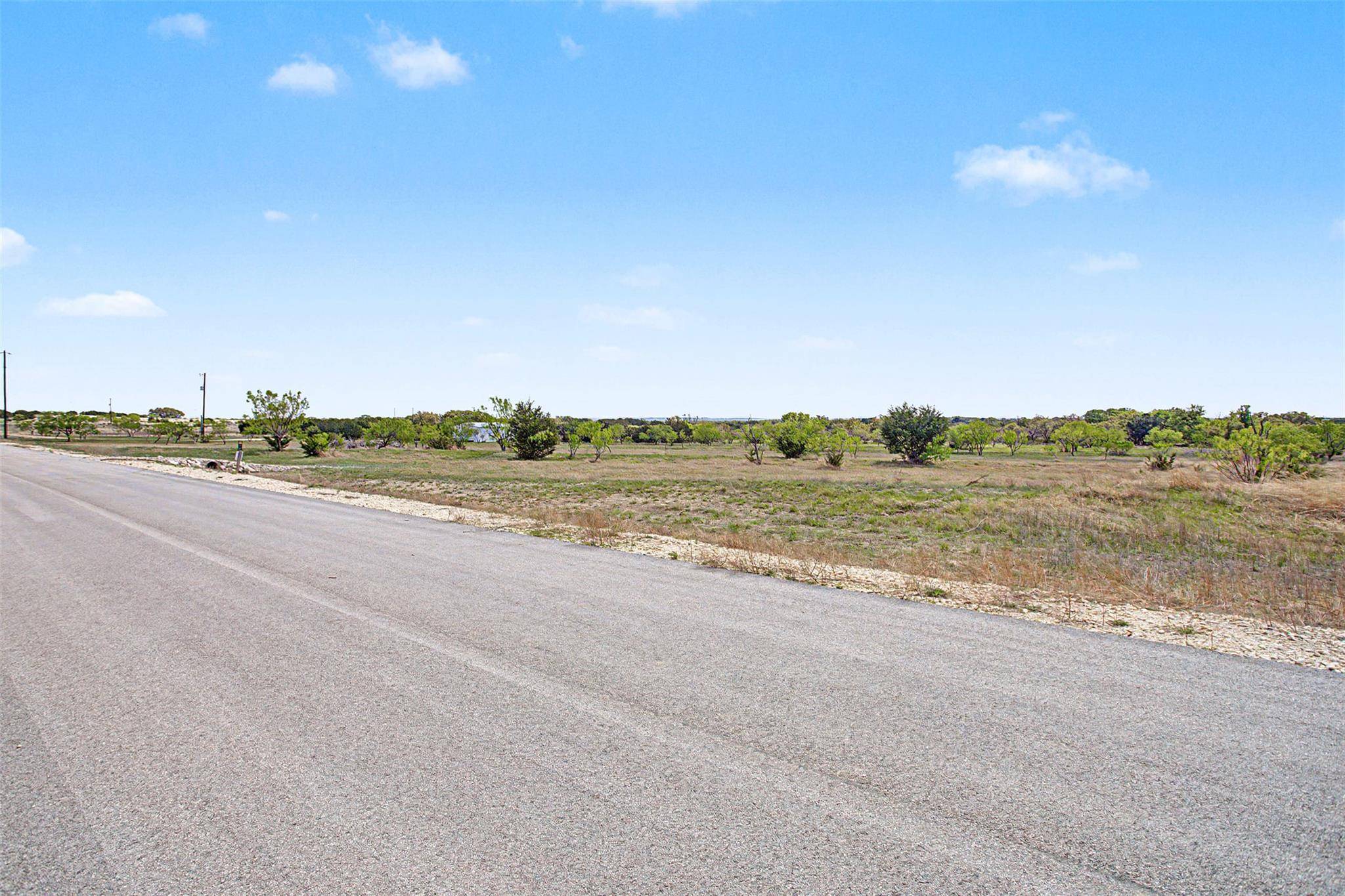 329 Winecup DR, Lampasas, TX 76550