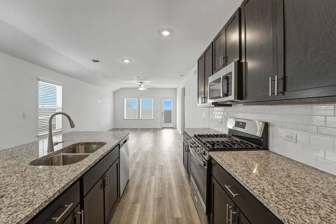 14110 Edna Maxine WALK, Del Valle, TX 78617