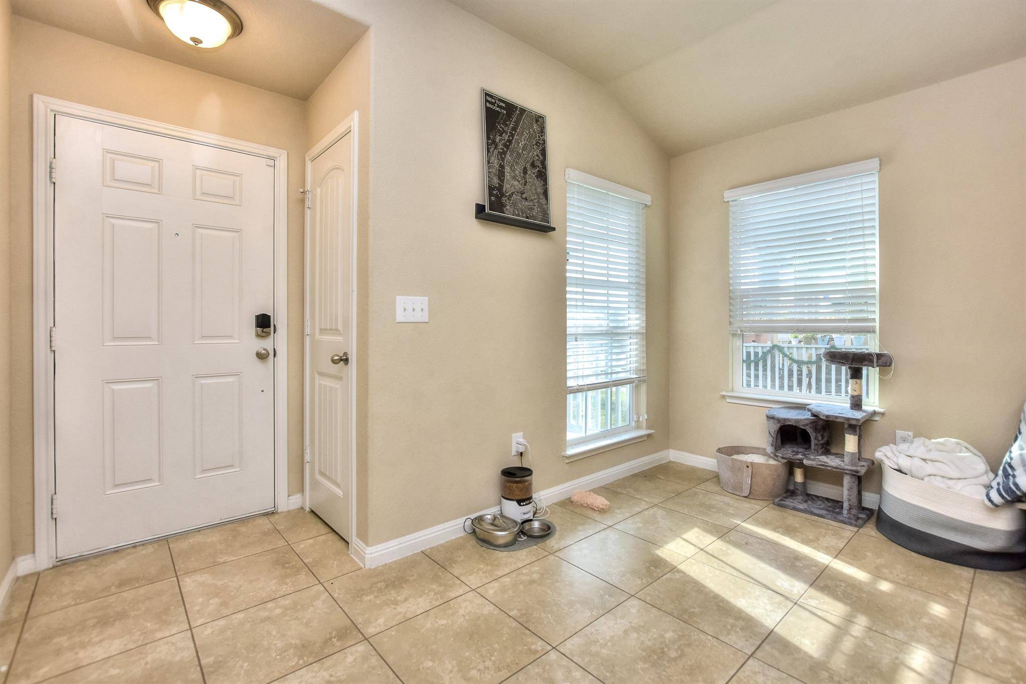 404 Craters Of The Moon BLVD, Pflugerville, TX 78660