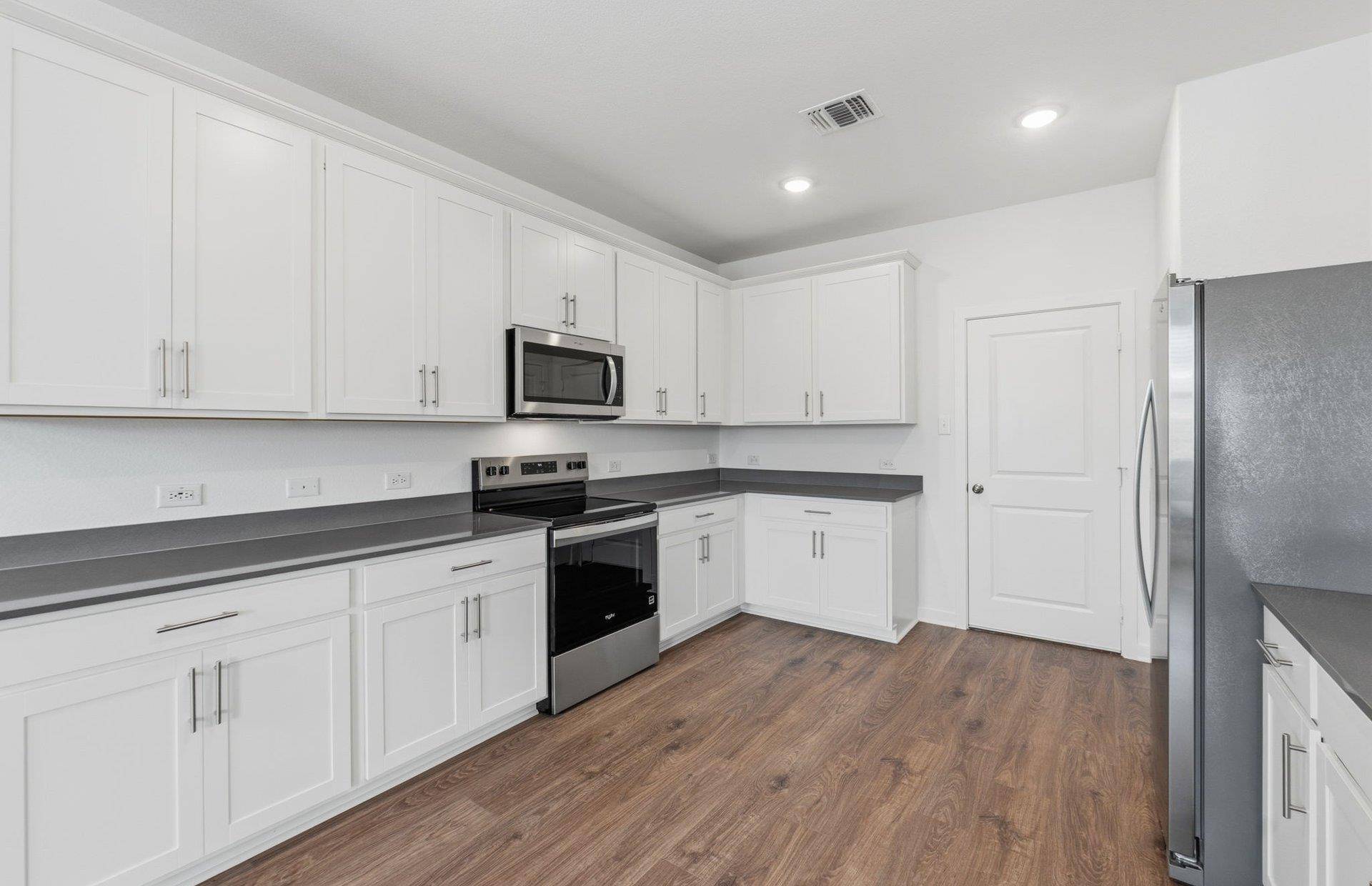 170 Green Berets BND, Jarrell, TX 76537