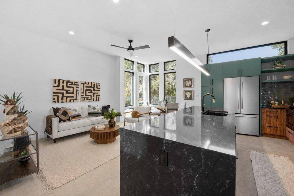 219 Lessin LN #11, Austin, TX 78704