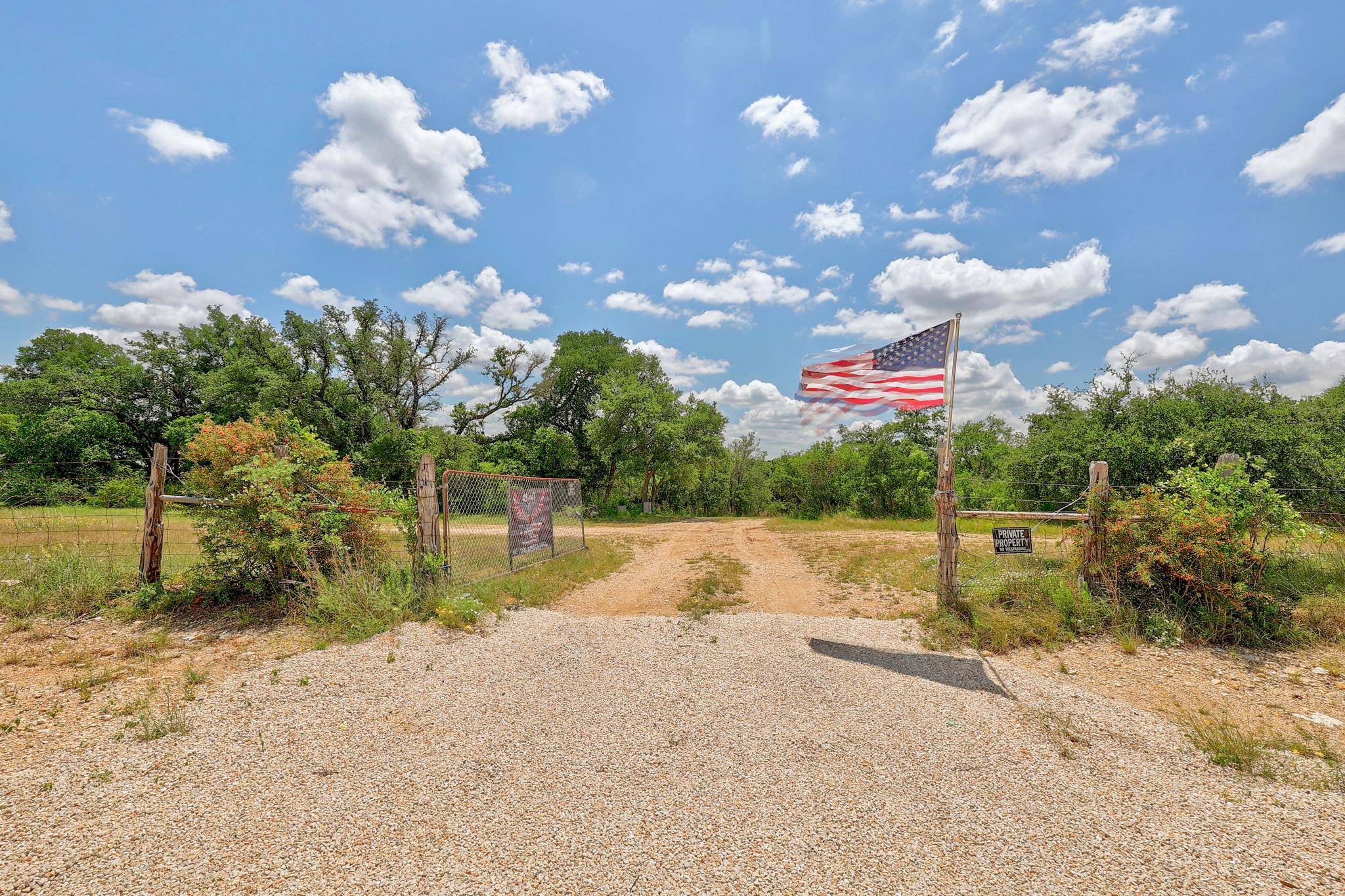 1351 County Road 257, Liberty Hill, TX 78642
