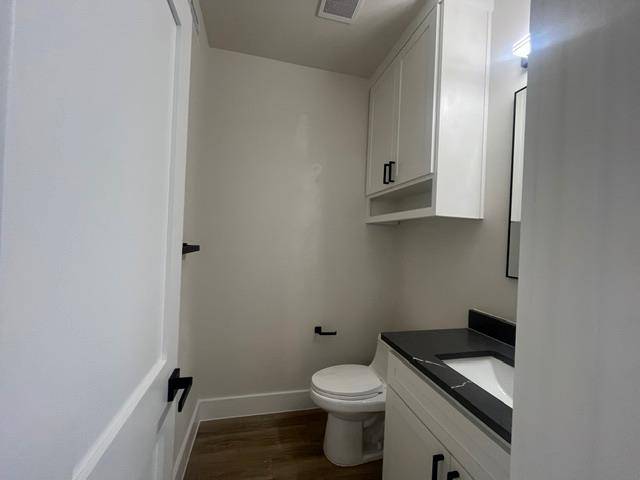 804 Hi CIR W #B, Horseshoe Bay, TX 78657