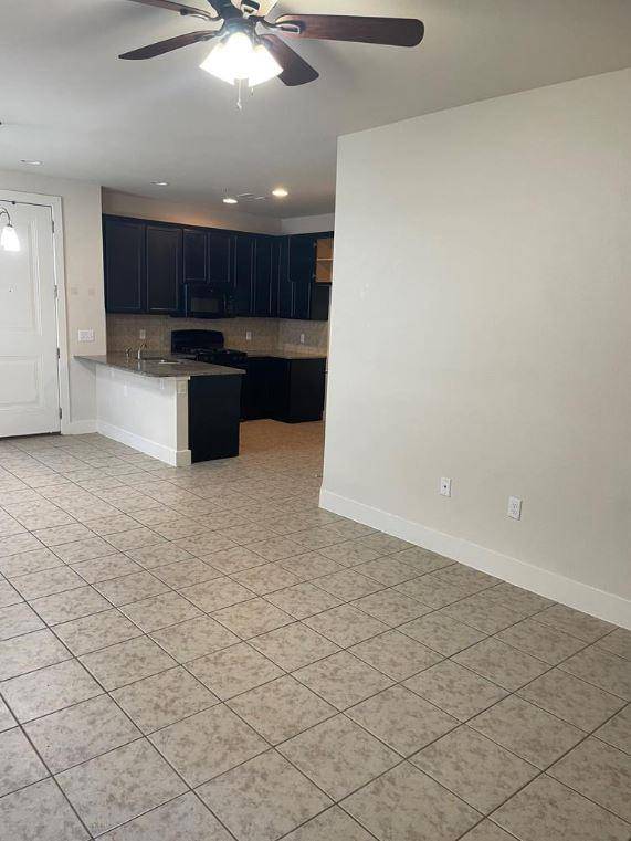 2212 Creekside LN #D, Georgetown, TX 78626