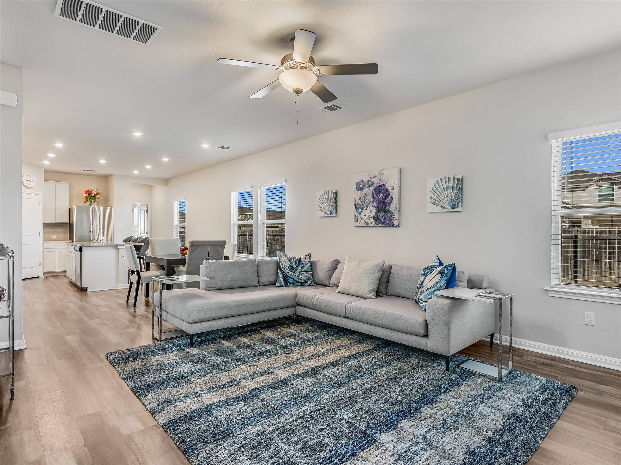 314 Durango Downs DR, Hutto, TX 78634