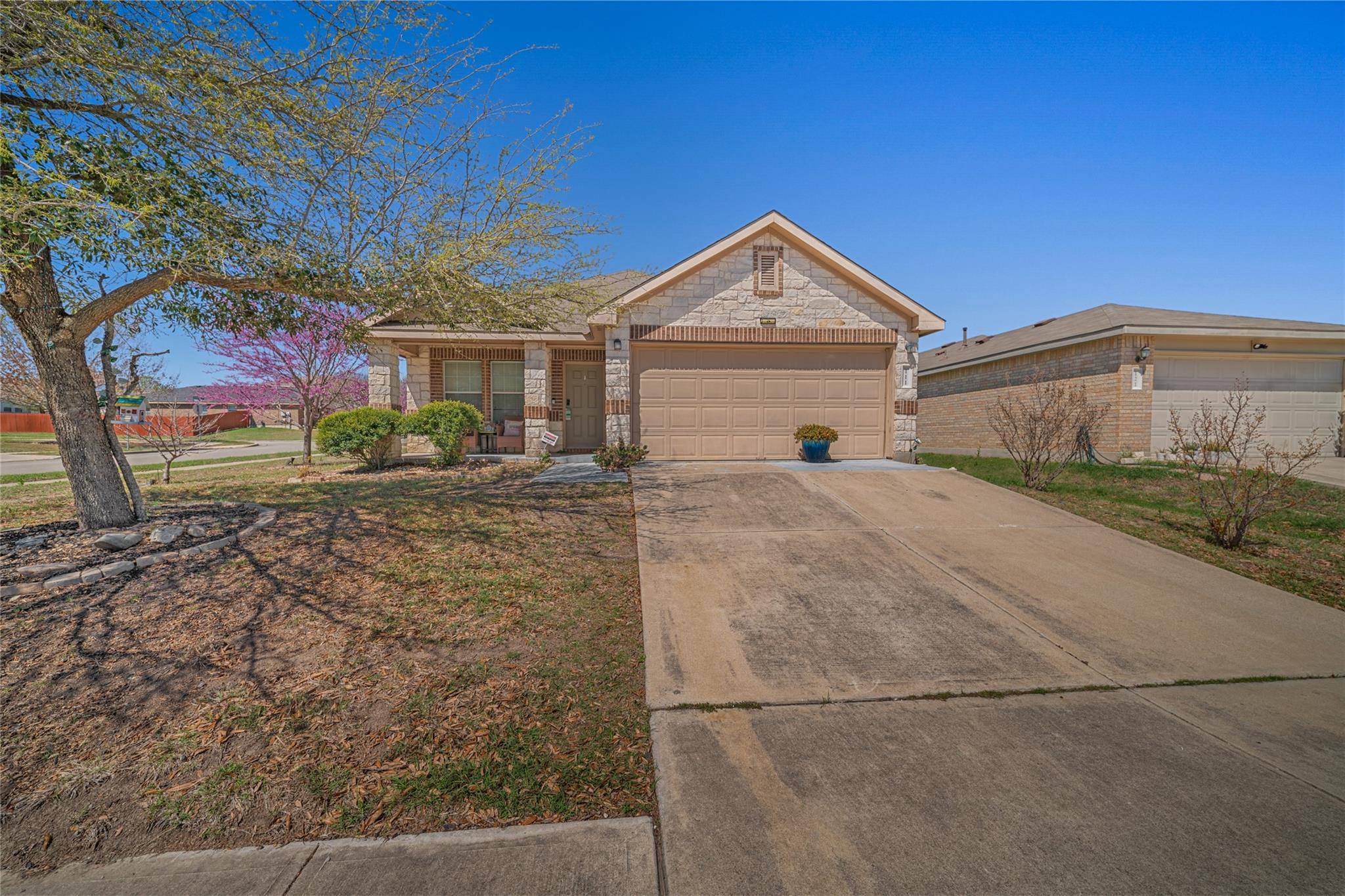 111 Lynn Crest BND, Buda, TX 78610