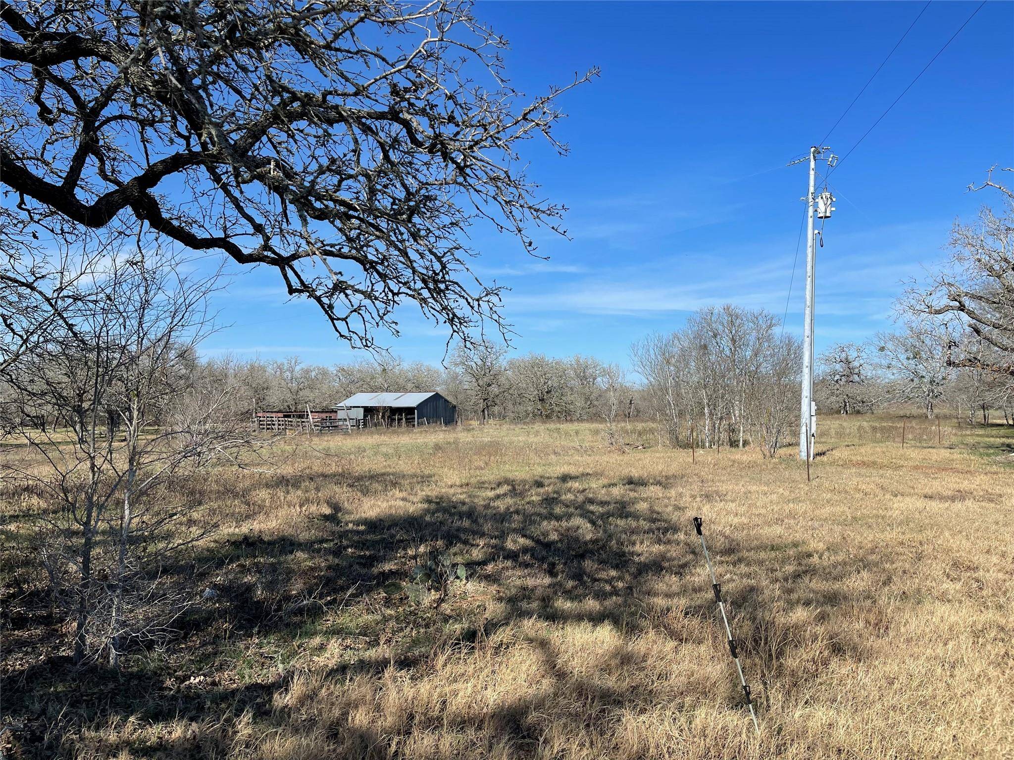 5279 Fm 2762, Flatonia, TX 78941