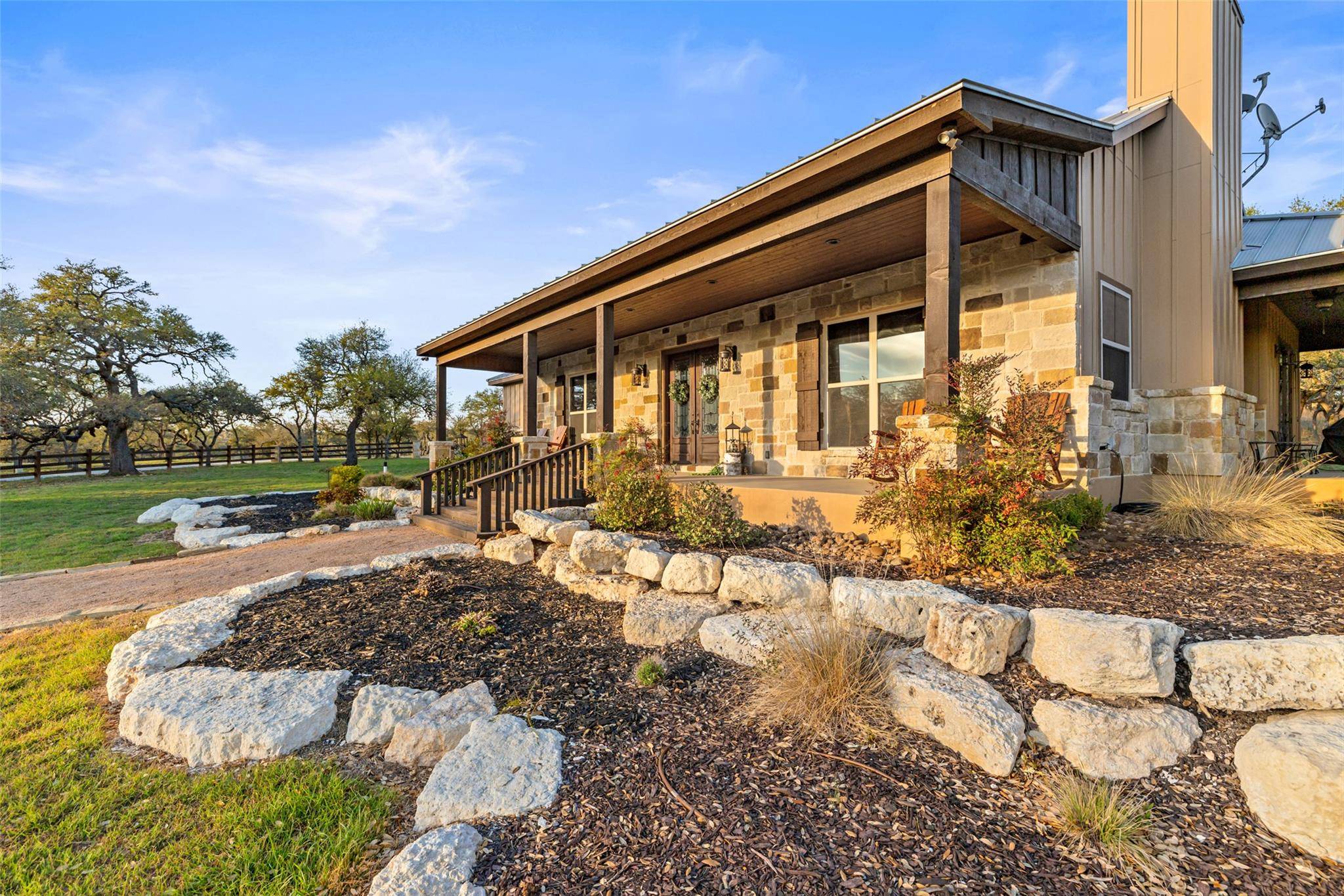 4827 Maenius RD, Blanco, TX 78606
