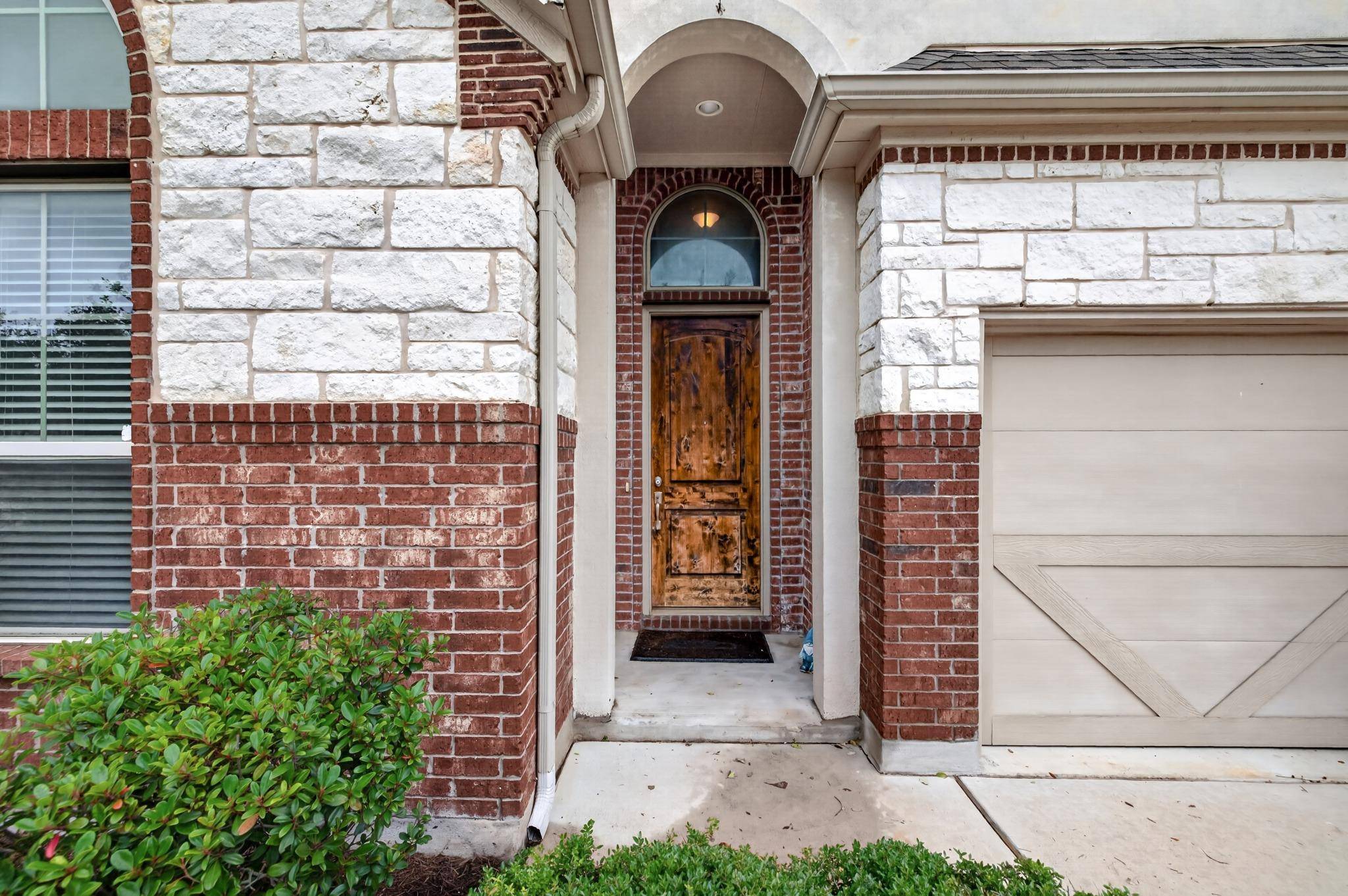 1017 Tabernash DR, Leander, TX 78641
