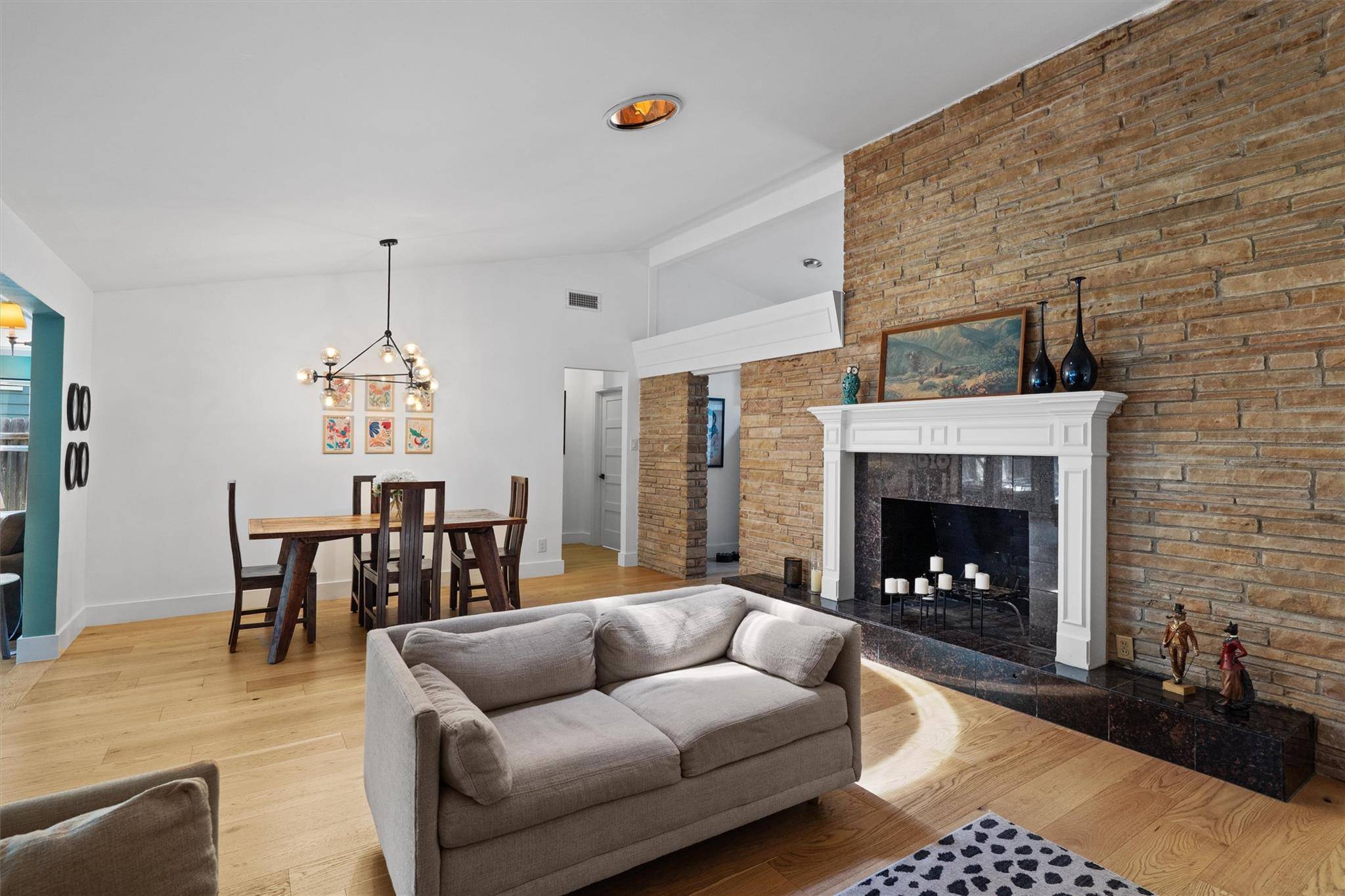 4604 Rue ST, Austin, TX 78731