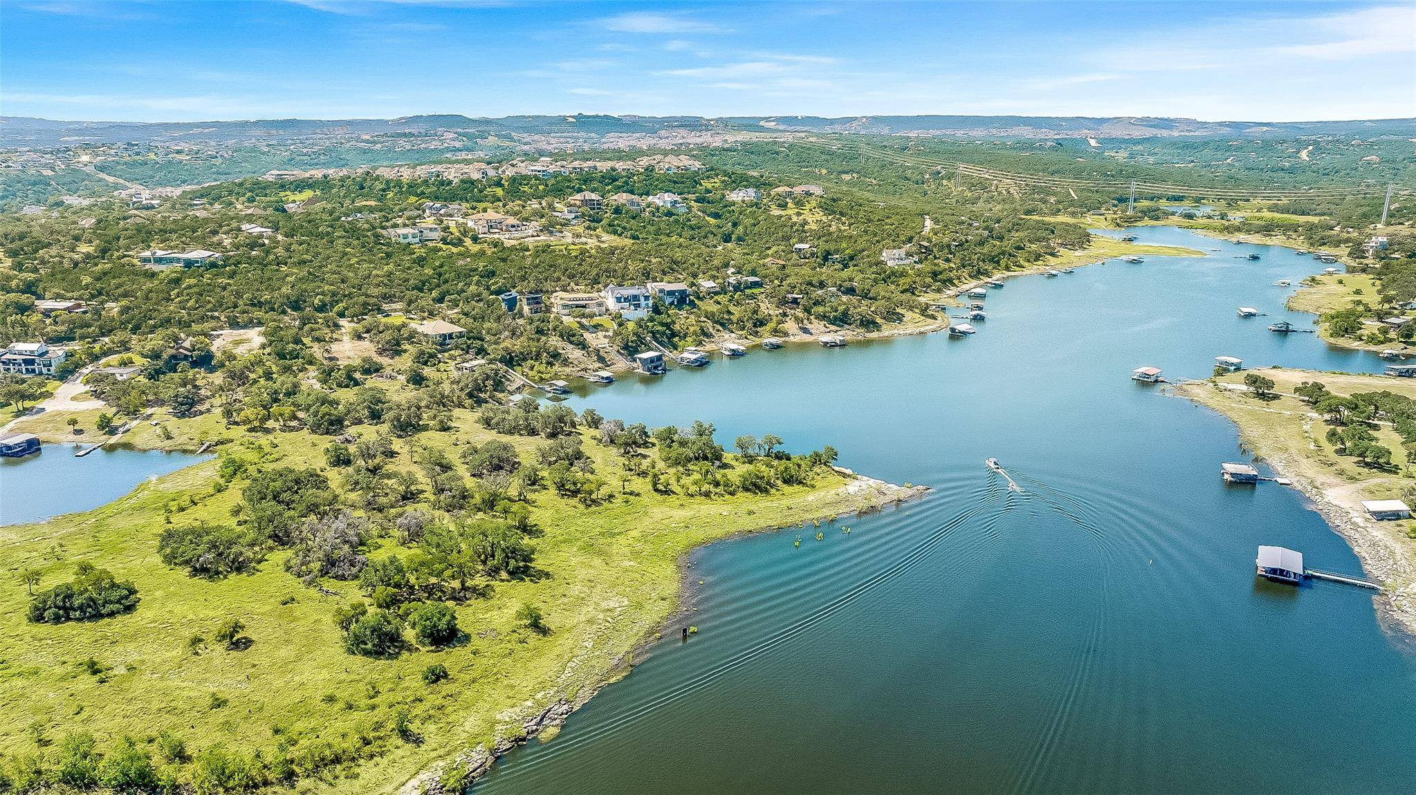 19813 & 19817 Lakehurst LOOP, Spicewood, TX 78669