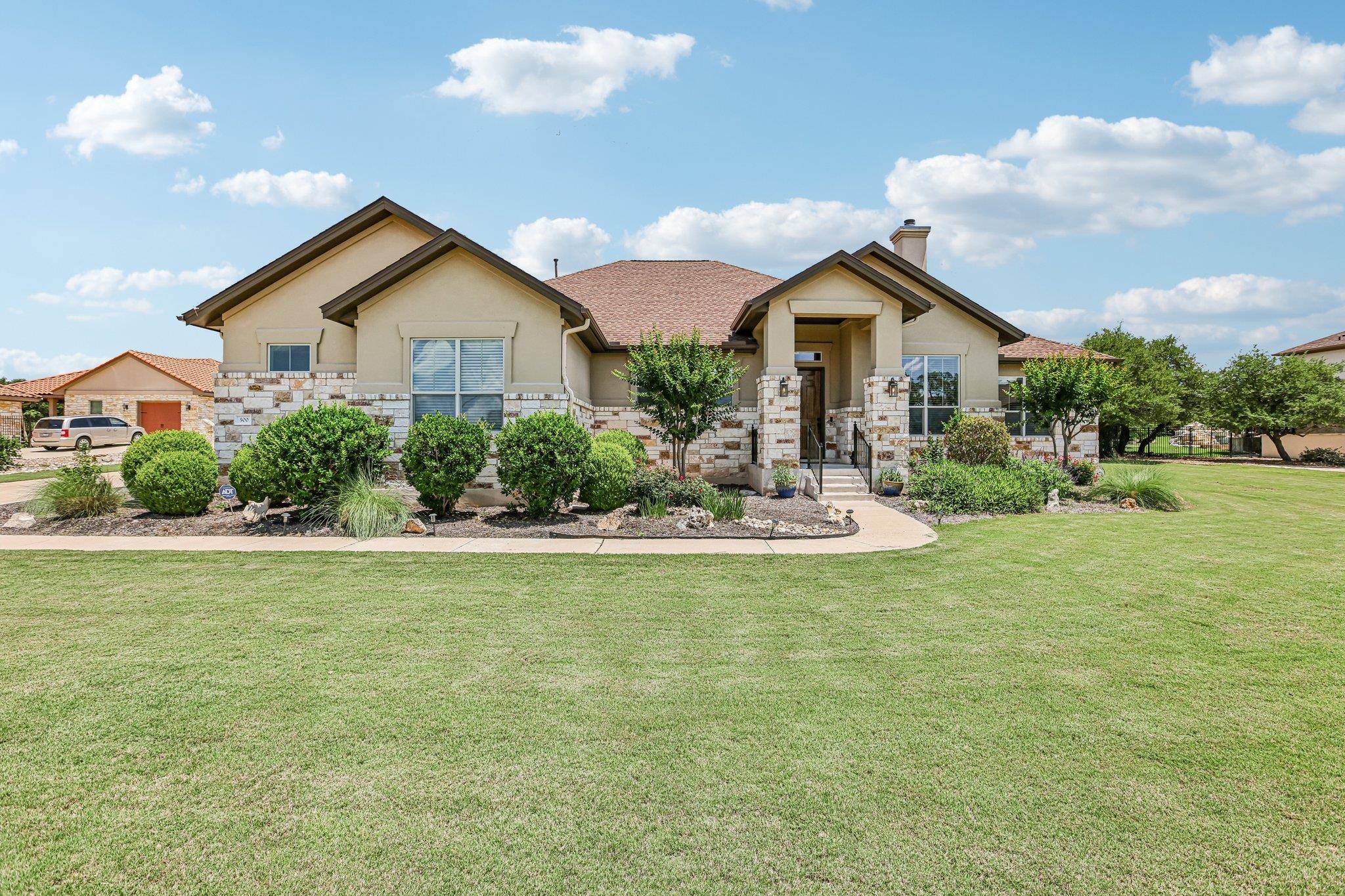 500 Dream Catcher DR, Leander, TX 78641