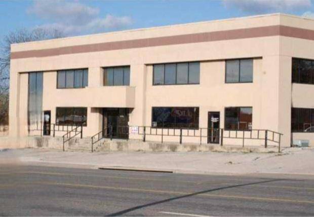 1305 S Key Ave, Lampasas, TX 76550