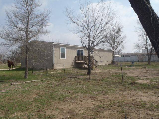 1580 Pooley RD, Kingsbury, TX 78638