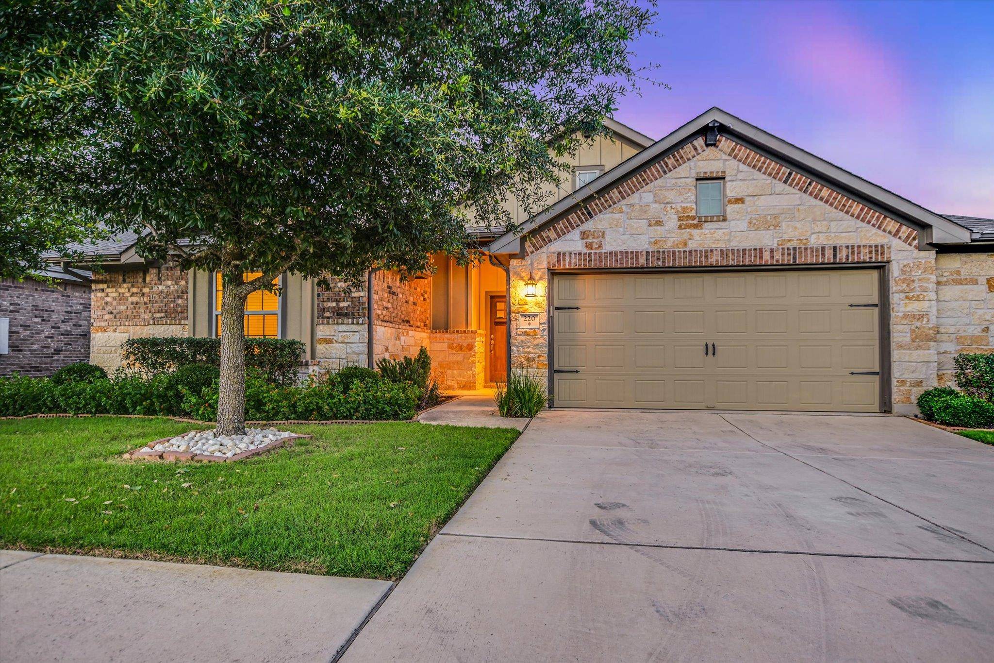 220 Allegrini ST, Leander, TX 78641