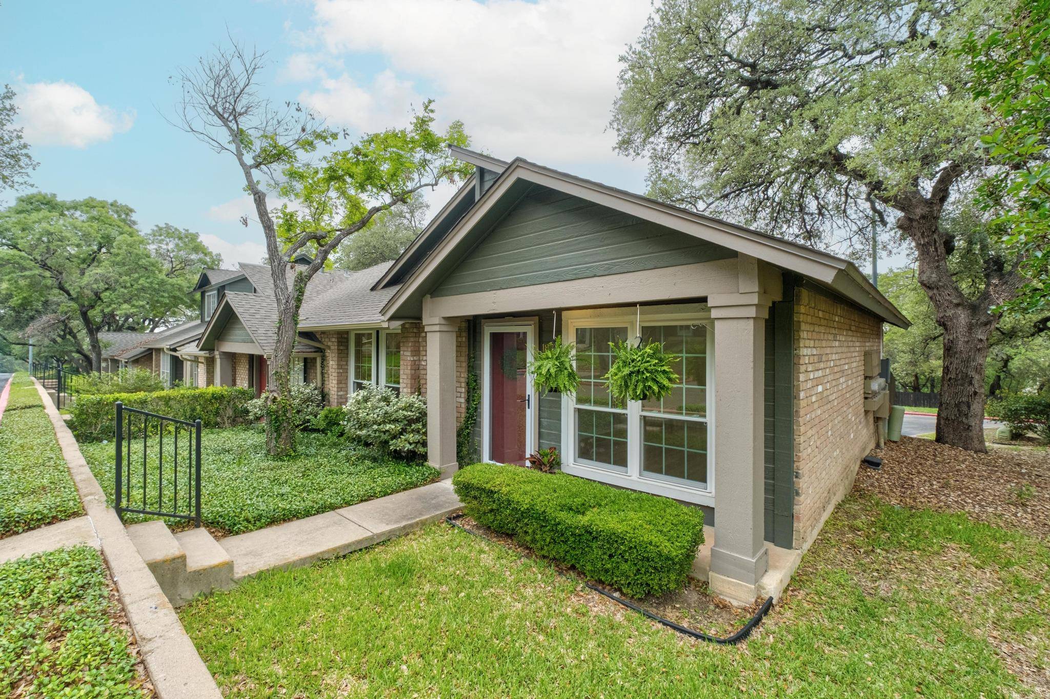 1015 E Yager LN #187, Austin, TX 78753
