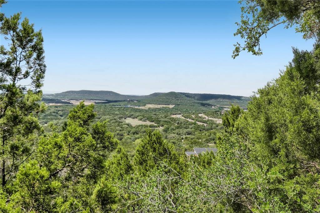 8210 Bar K Ranch RD, Lago Vista, TX 78645