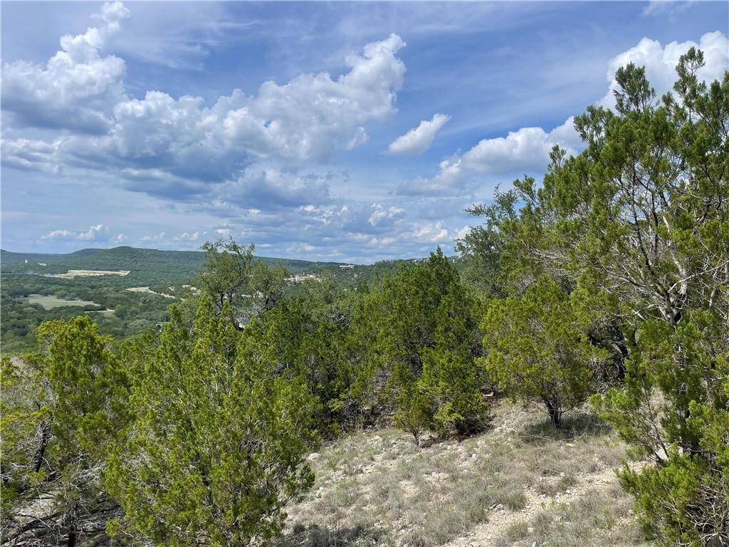 8210 Bar K Ranch RD, Lago Vista, TX 78645