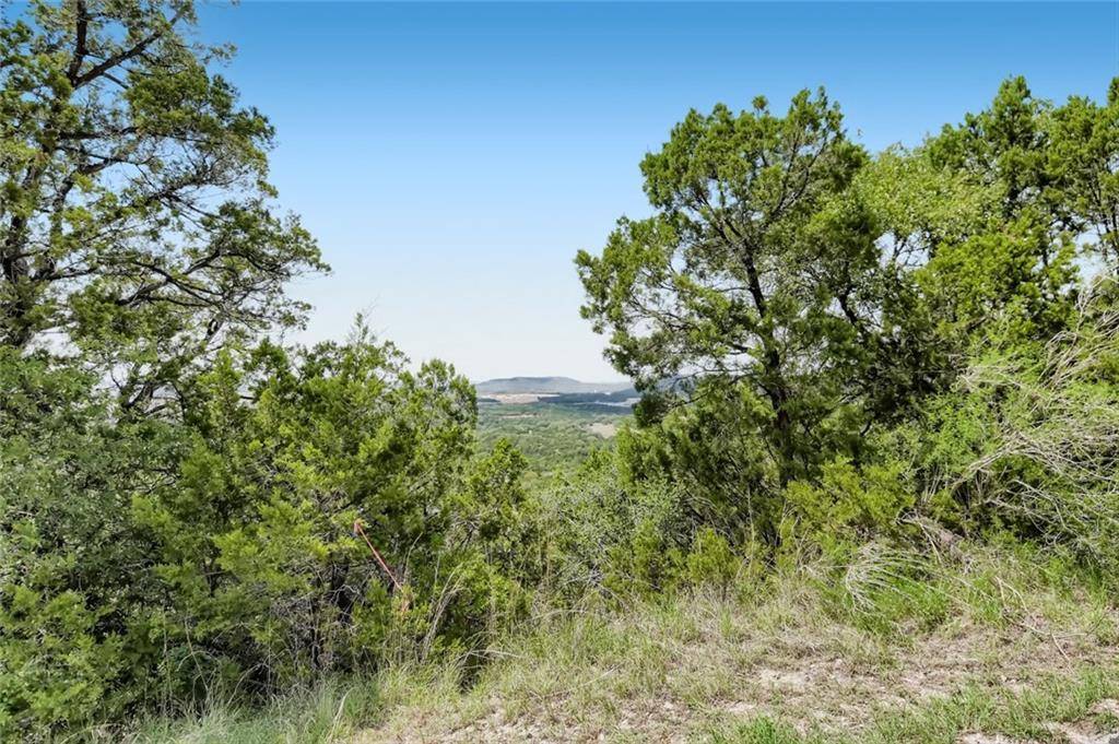 8210 Bar K Ranch RD, Lago Vista, TX 78645
