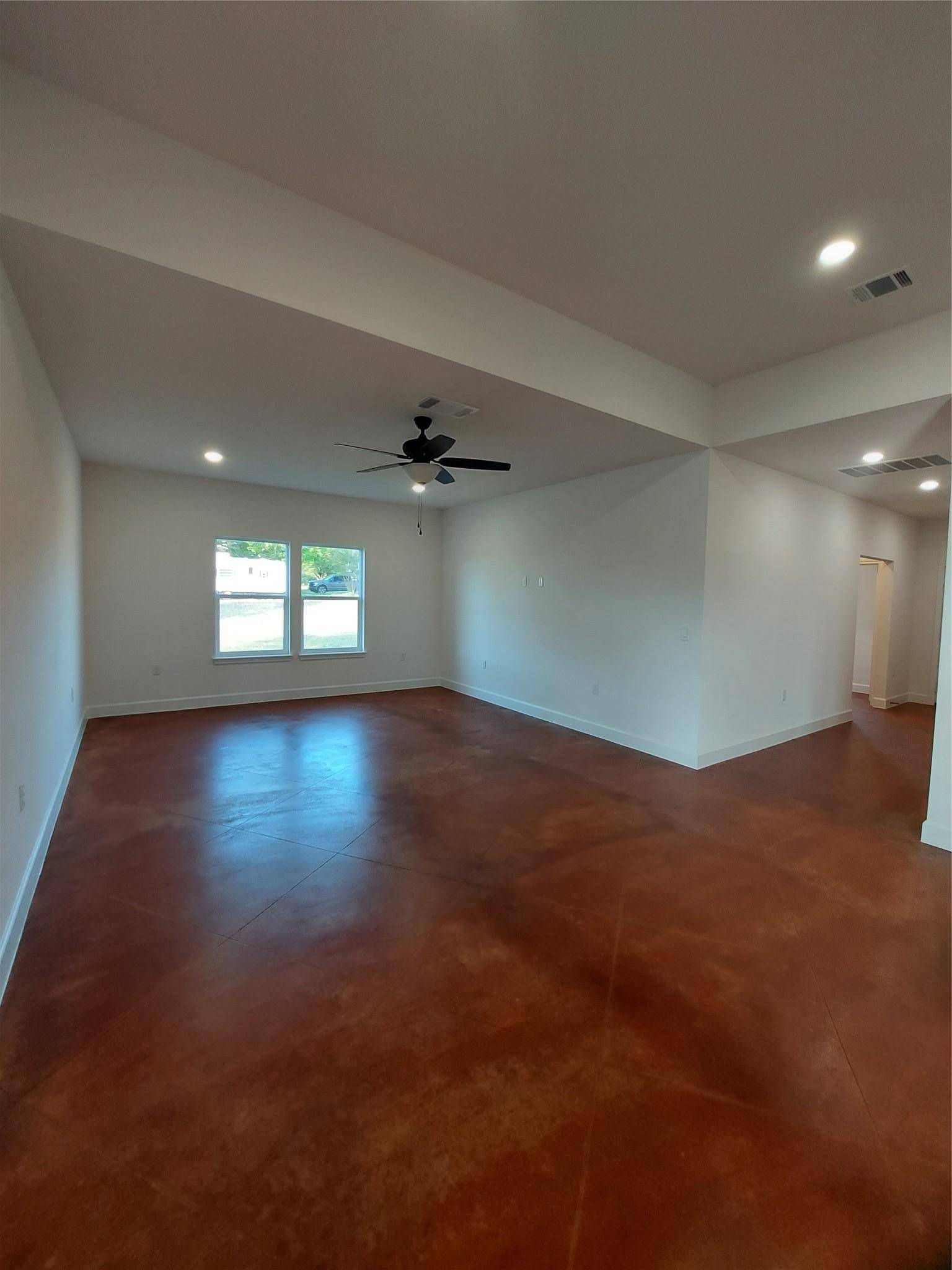 121 Spanish Oak TRL, Cameron, TX 76520