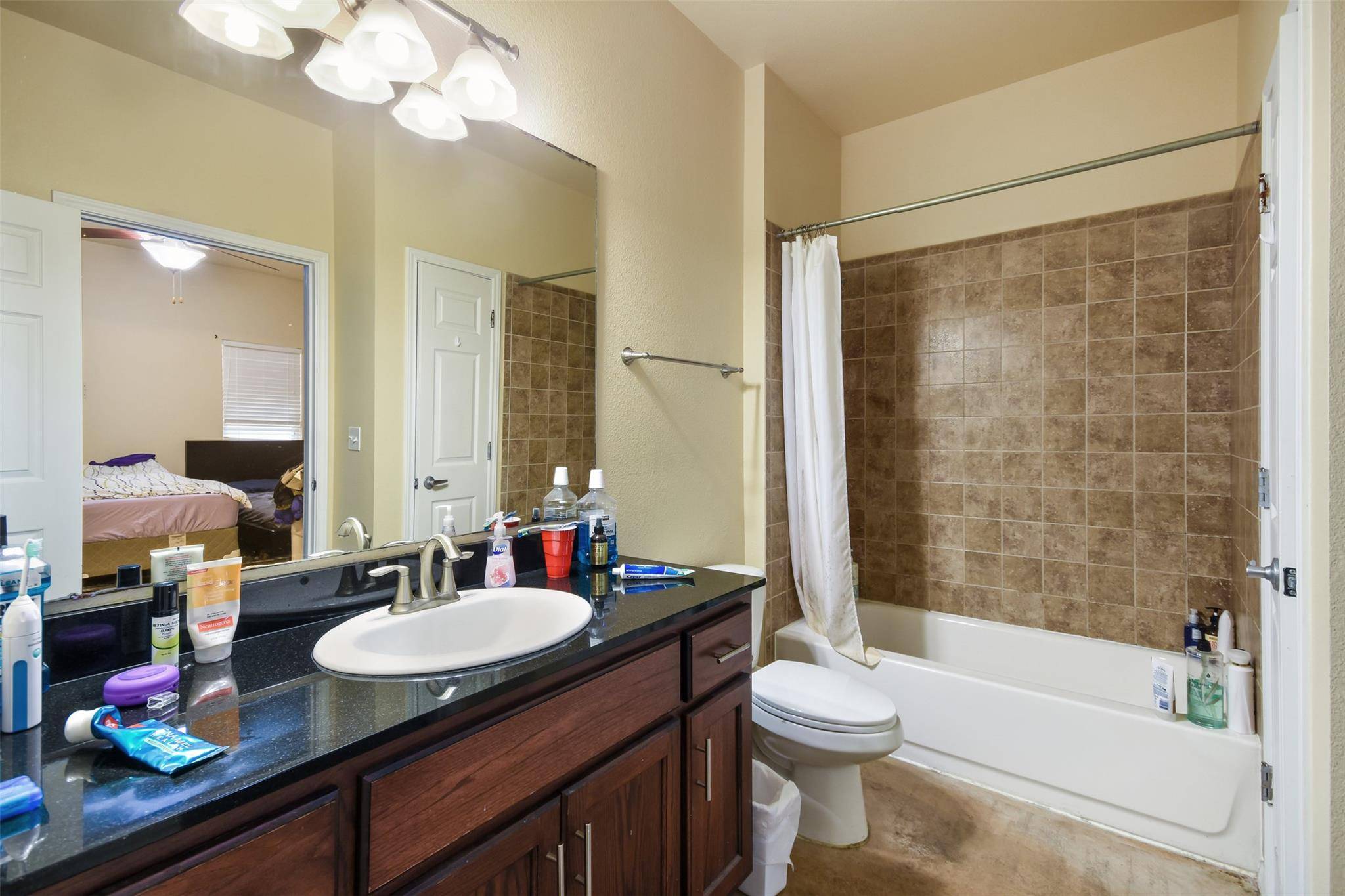 910 W 25th ST #503, Austin, TX 78705