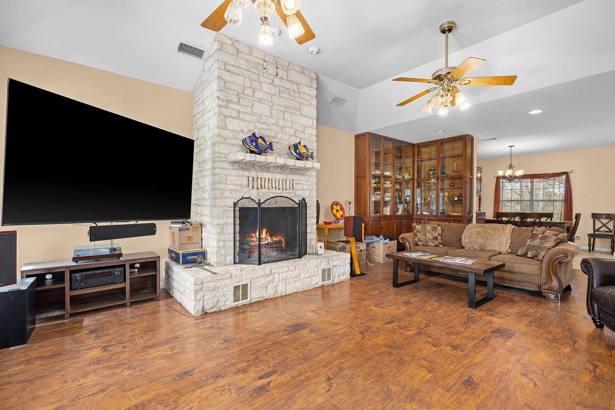 75 County Road 129, Taylor, TX 76574