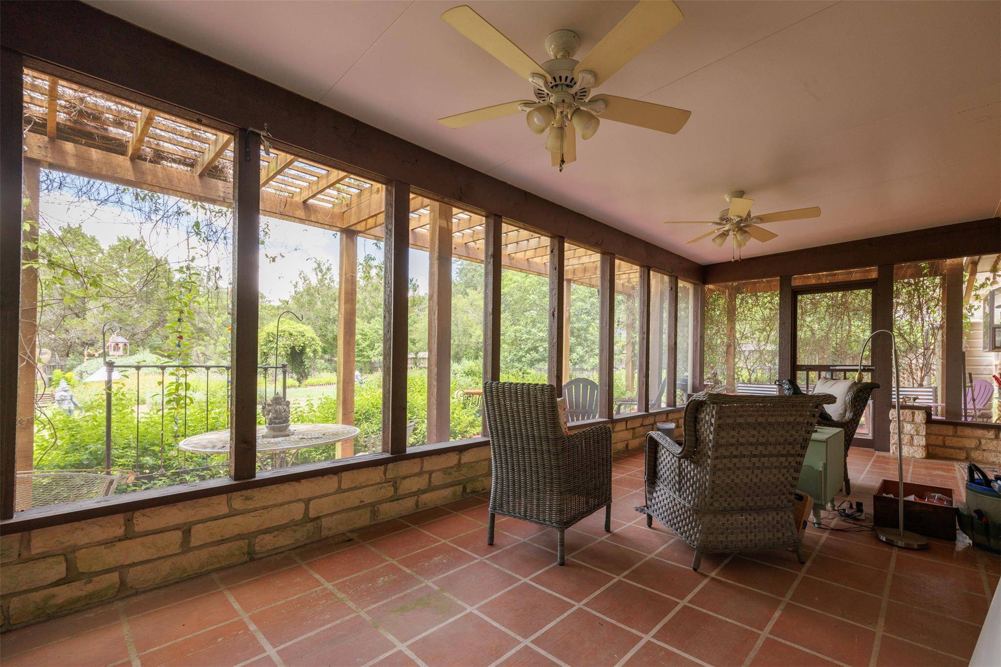 35 Brookmeadow DR, Wimberley, TX 78676