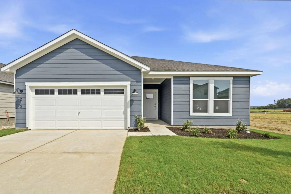 210 Morett DR, Uhland, TX 78640